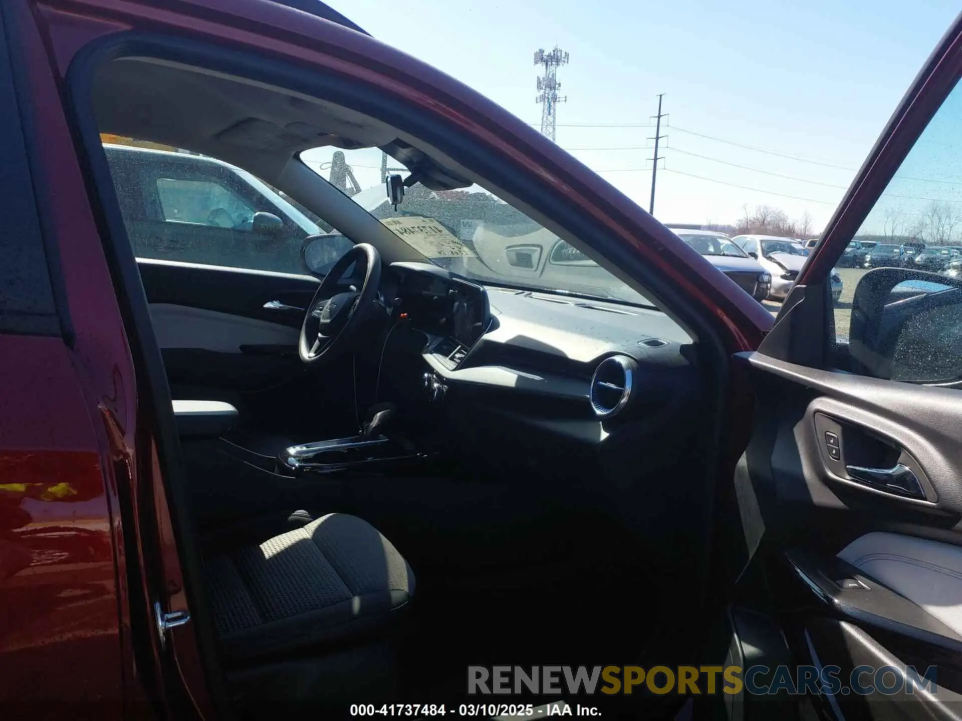 5 Photograph of a damaged car KL77LHEP9SC116581 CHEVROLET TRAX 2025
