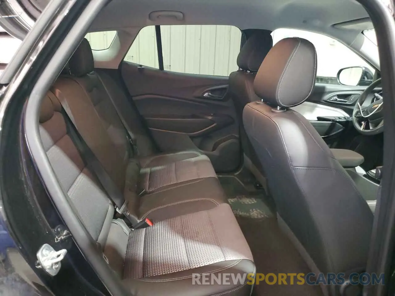 11 Photograph of a damaged car KL77LHEP9SC145093 CHEVROLET TRAX 2025