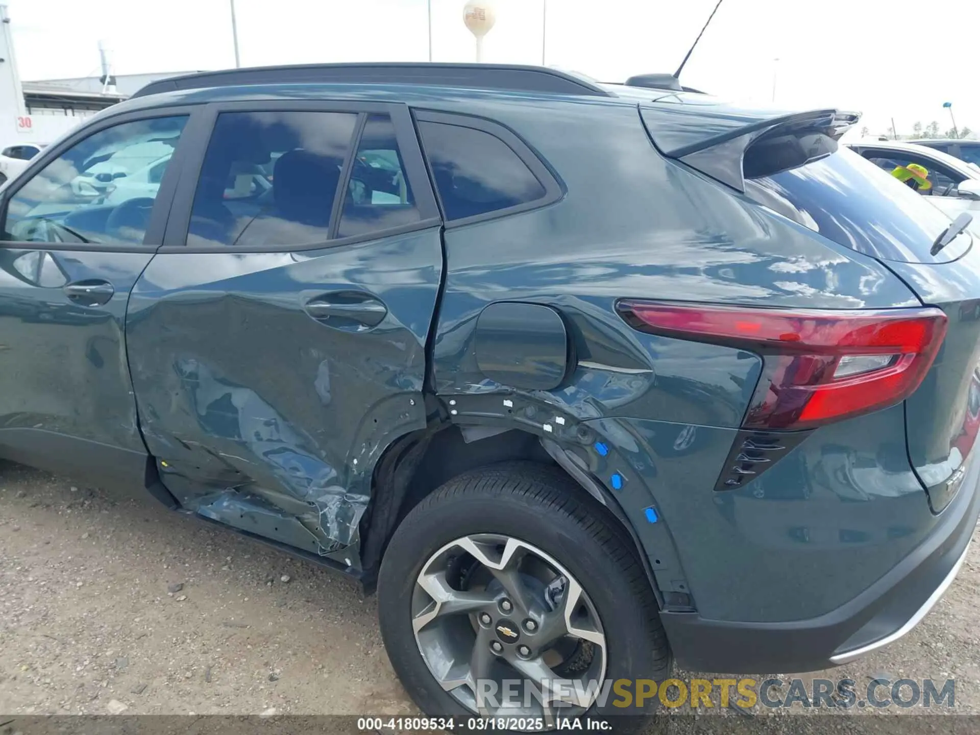 6 Фотография поврежденного автомобиля KL77LHEP9SC154005 CHEVROLET TRAX 2025