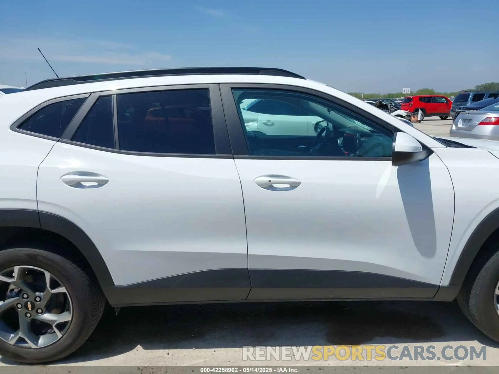 13 Photograph of a damaged car KL77LHEPXSC008292 CHEVROLET TRAX 2025