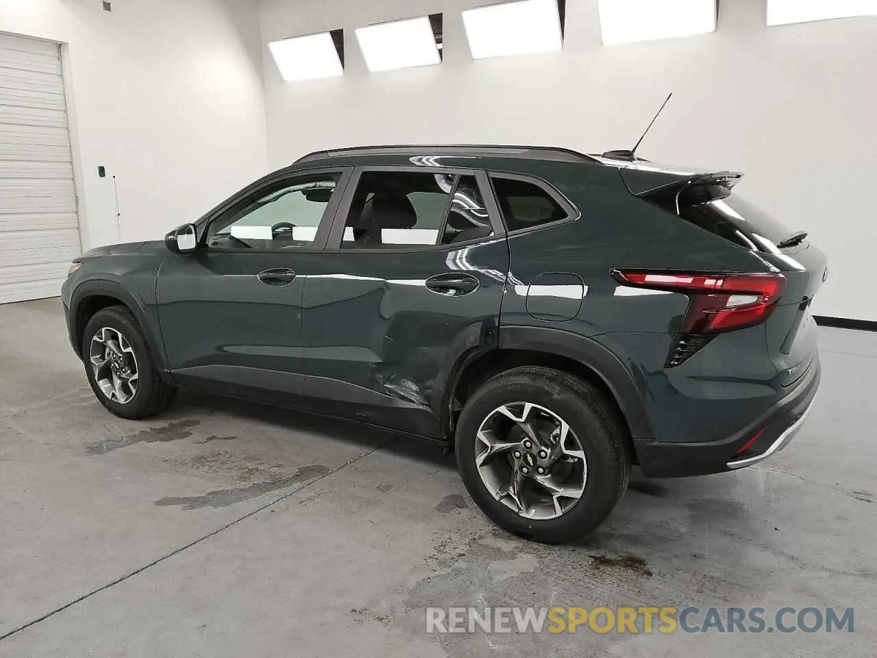 2 Photograph of a damaged car KL77LHEPXSC202286 CHEVROLET TRAX 2025