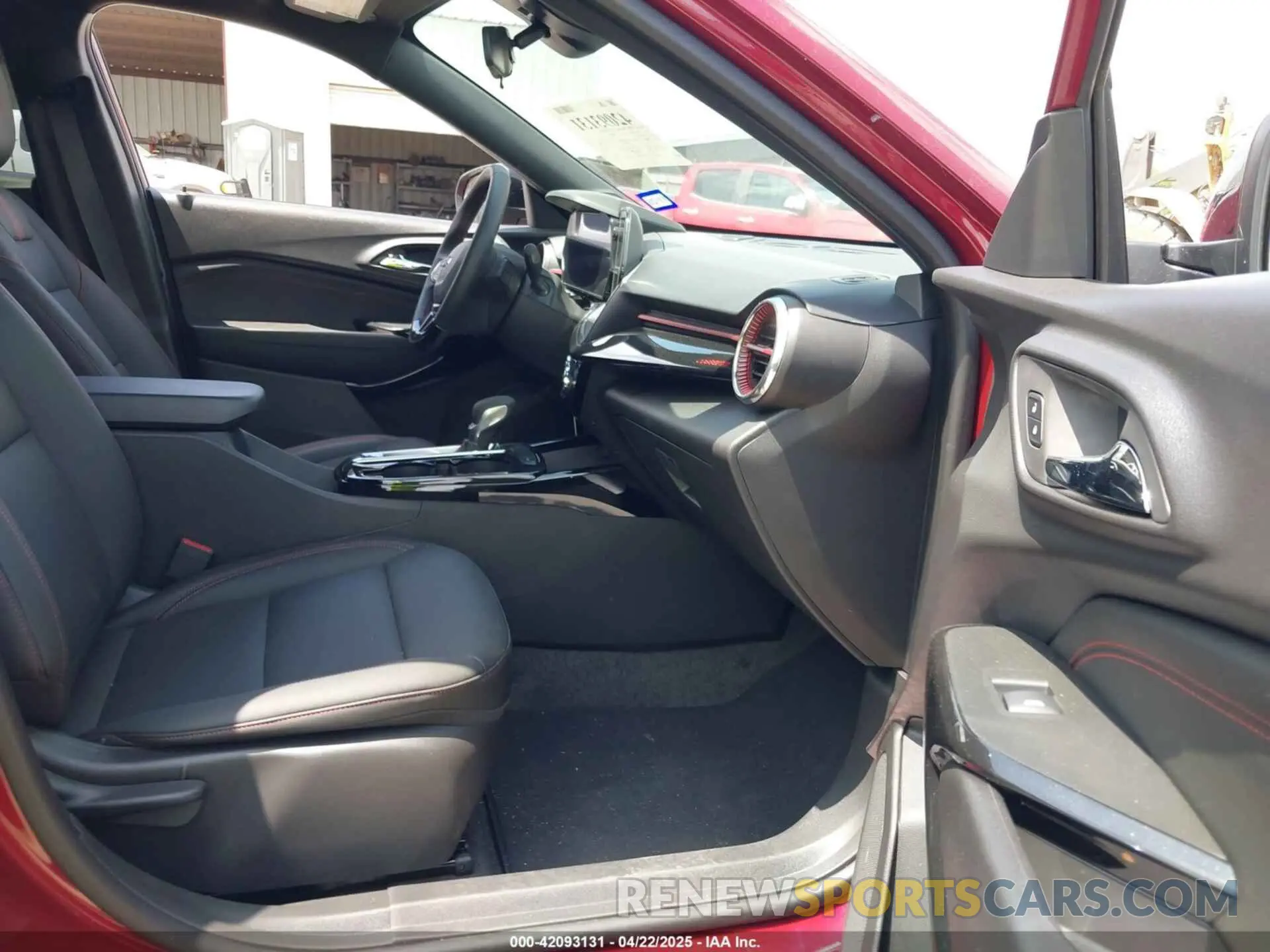5 Photograph of a damaged car KL77LJEP1SC106702 CHEVROLET TRAX 2025