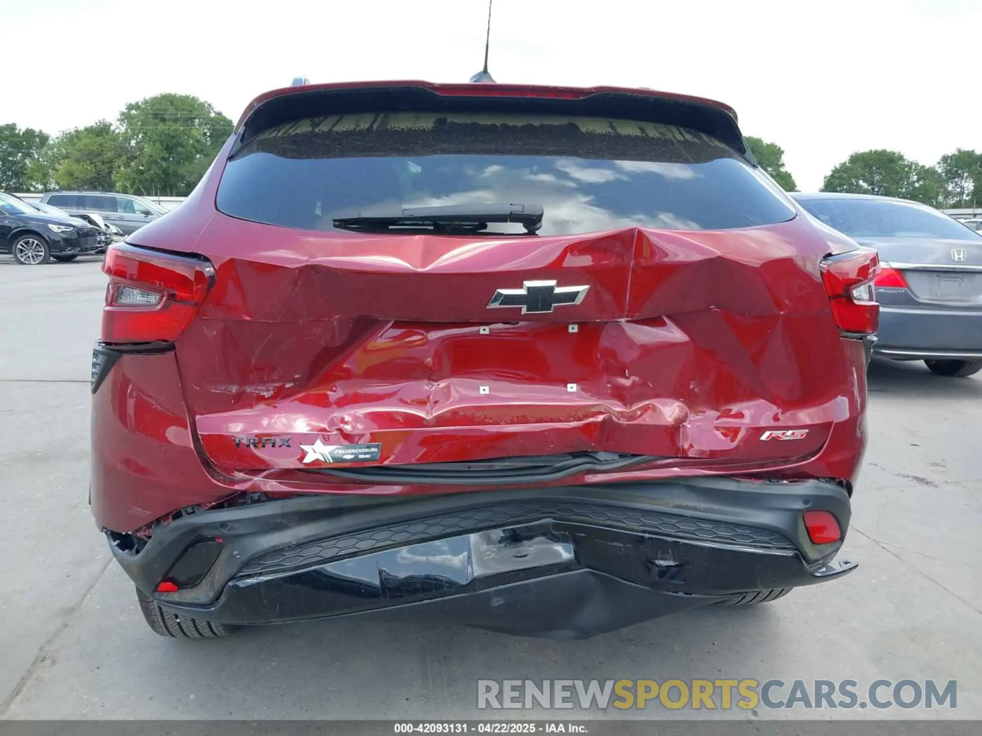 6 Photograph of a damaged car KL77LJEP1SC106702 CHEVROLET TRAX 2025