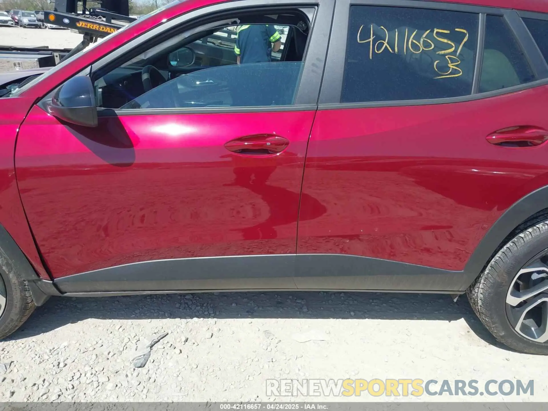 14 Photograph of a damaged car KL77LJEP4SC044695 CHEVROLET TRAX 2025