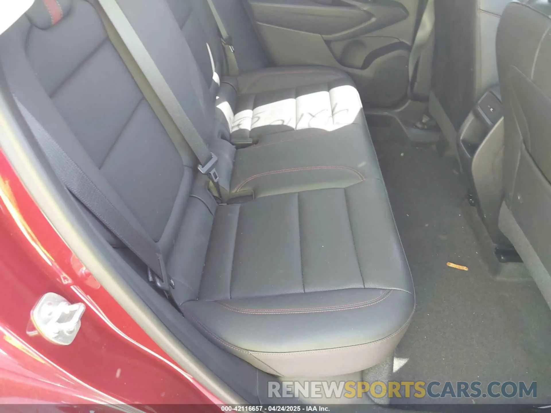 8 Photograph of a damaged car KL77LJEP4SC044695 CHEVROLET TRAX 2025