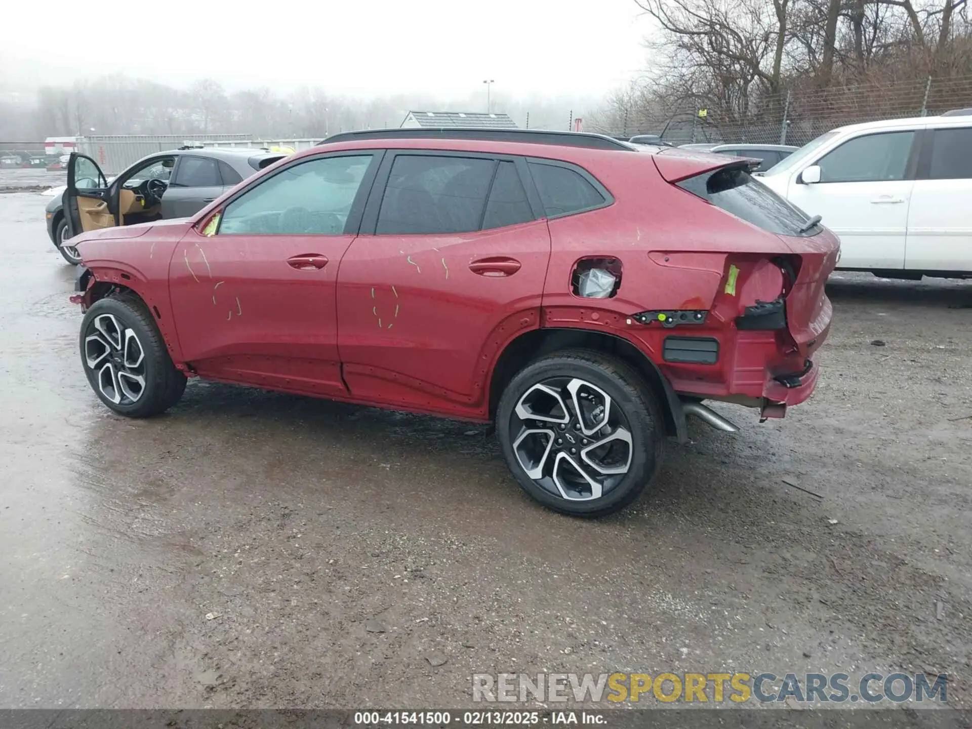 3 Фотография поврежденного автомобиля KL77LJEP4SC096814 CHEVROLET TRAX 2025
