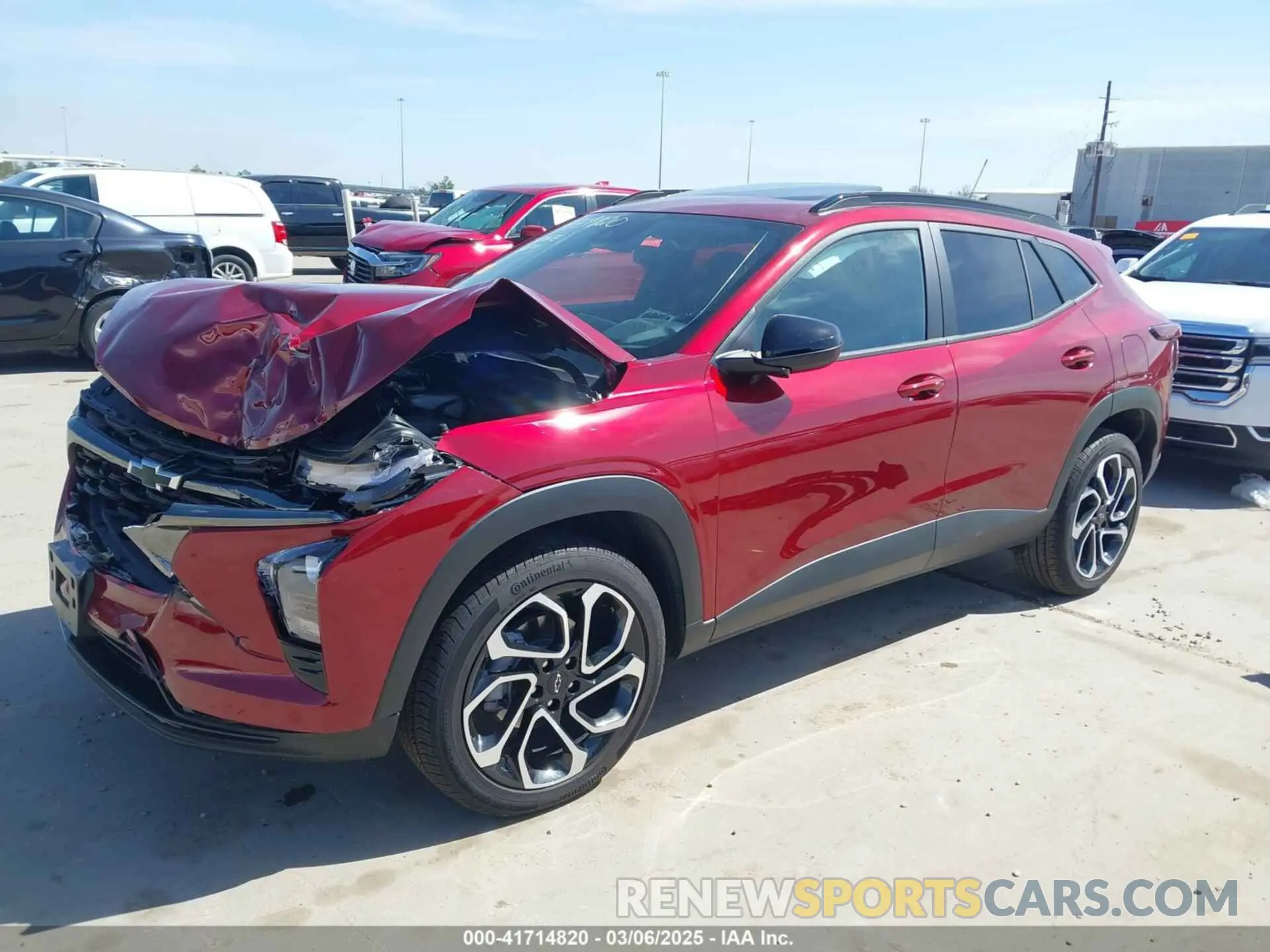 2 Фотография поврежденного автомобиля KL77LJEP7SC134911 CHEVROLET TRAX 2025