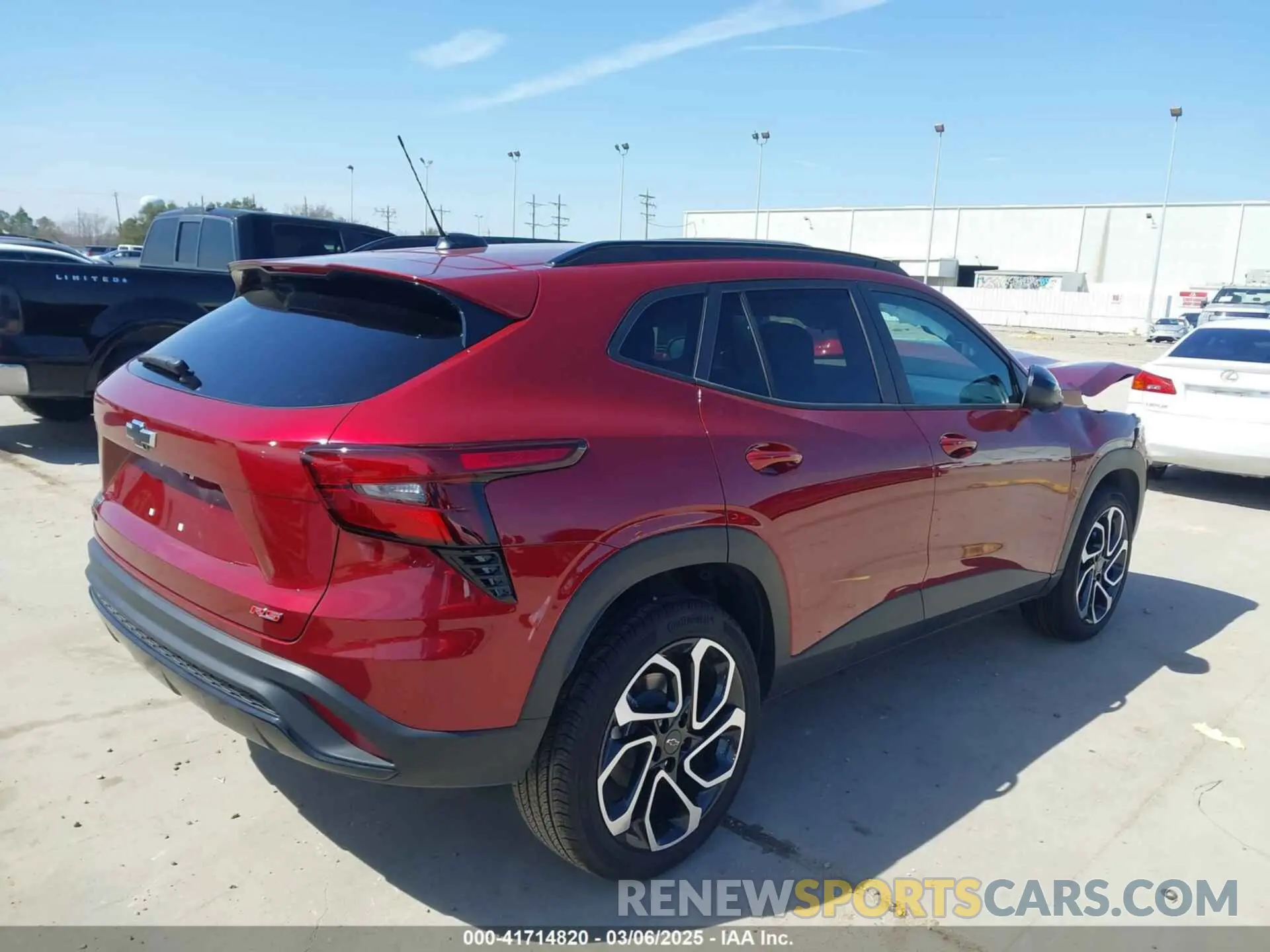 4 Фотография поврежденного автомобиля KL77LJEP7SC134911 CHEVROLET TRAX 2025