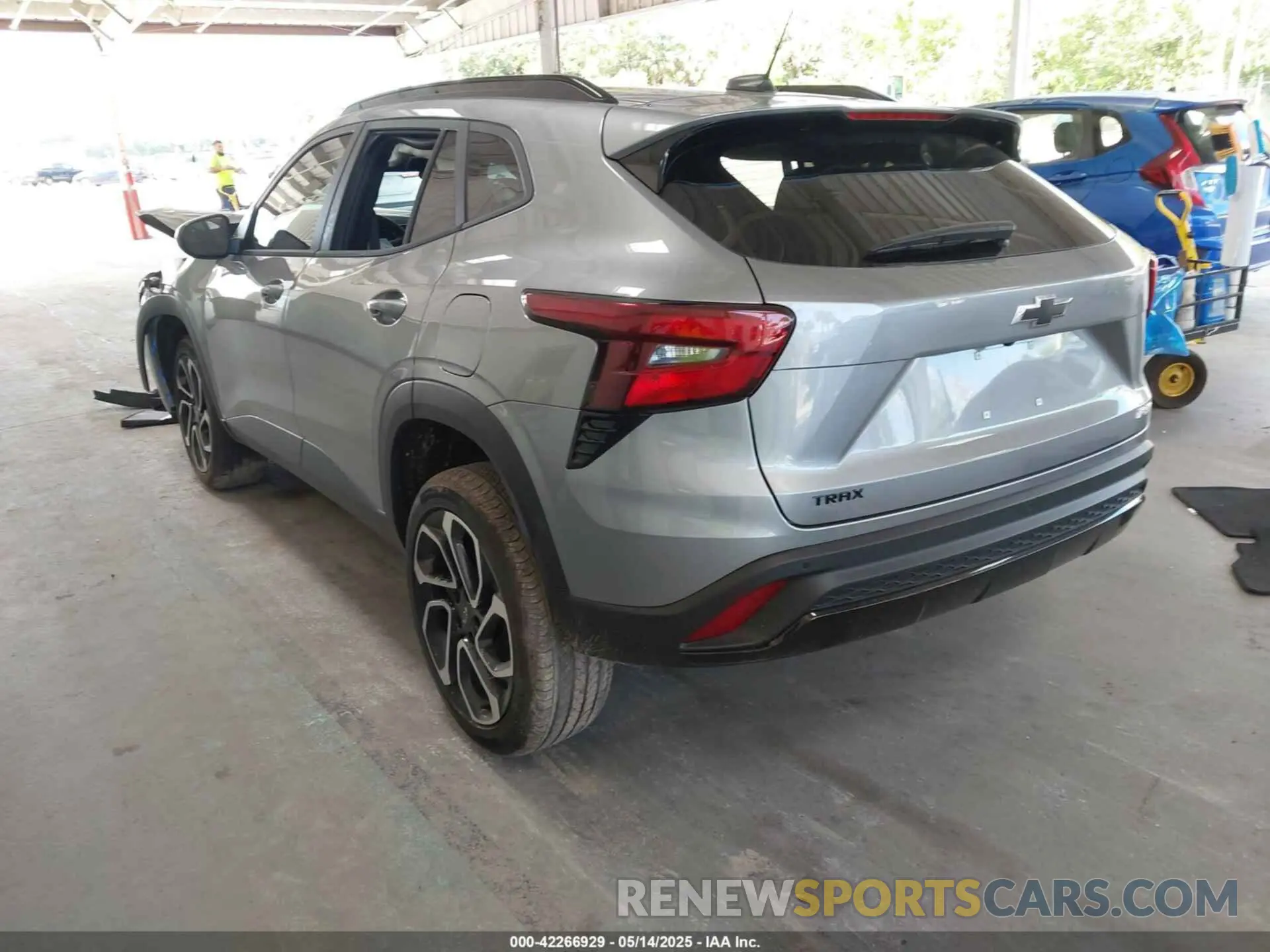 3 Photograph of a damaged car KL77LJEPXSC163836 CHEVROLET TRAX 2025