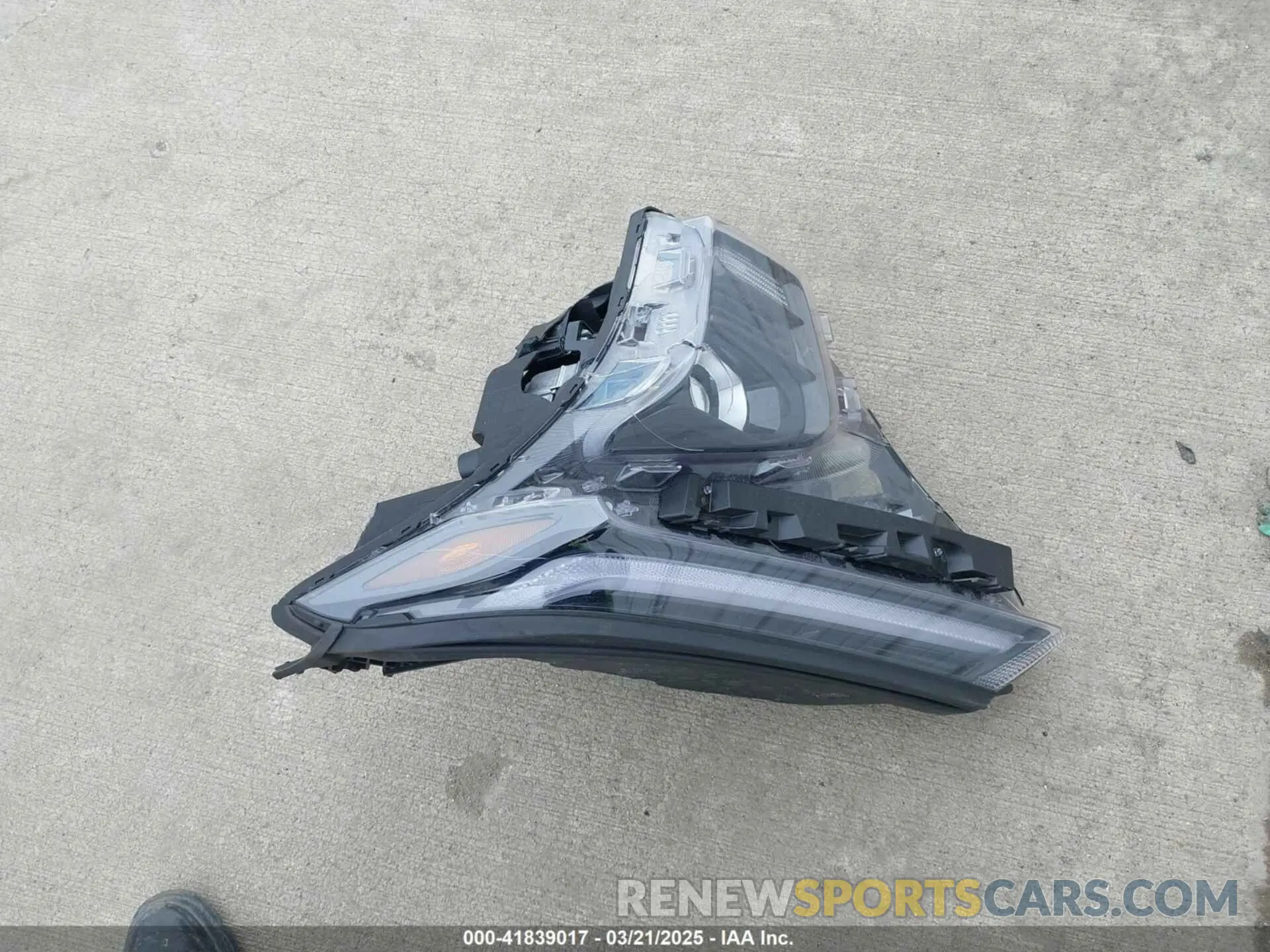 12 Photograph of a damaged car KL77LKEP0SC091907 CHEVROLET TRAX 2025