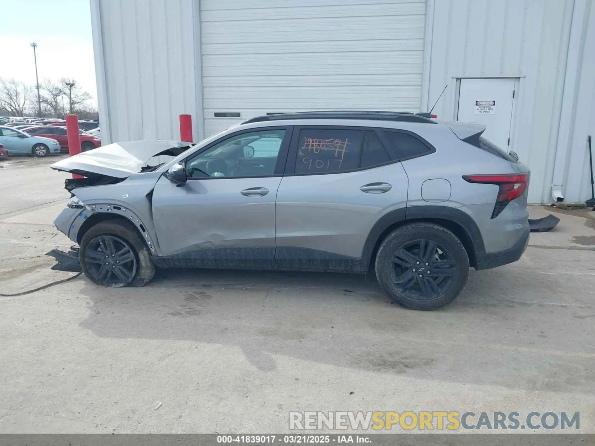 15 Photograph of a damaged car KL77LKEP0SC091907 CHEVROLET TRAX 2025