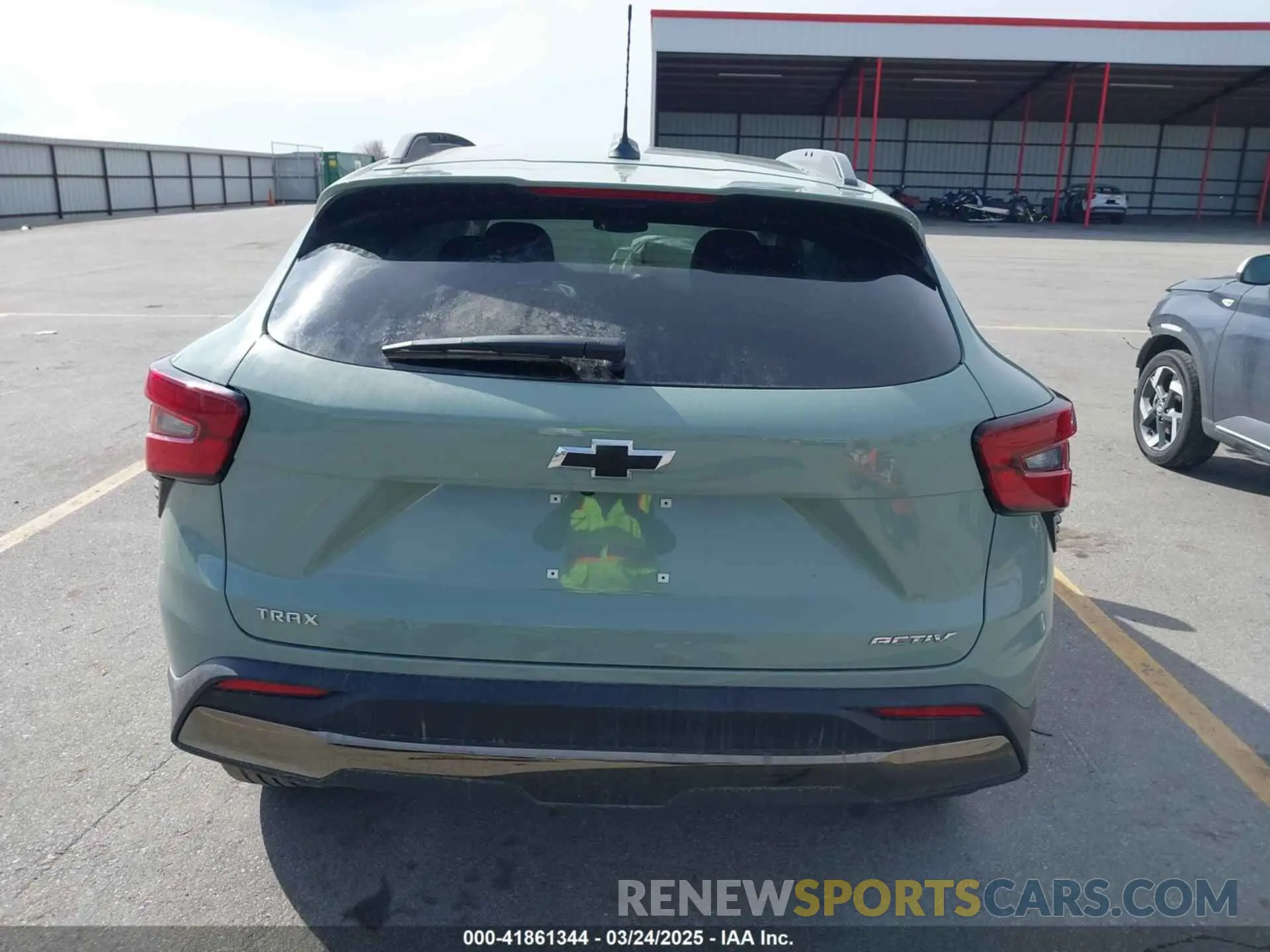16 Фотография поврежденного автомобиля KL77LKEP0SC176035 CHEVROLET TRAX 2025