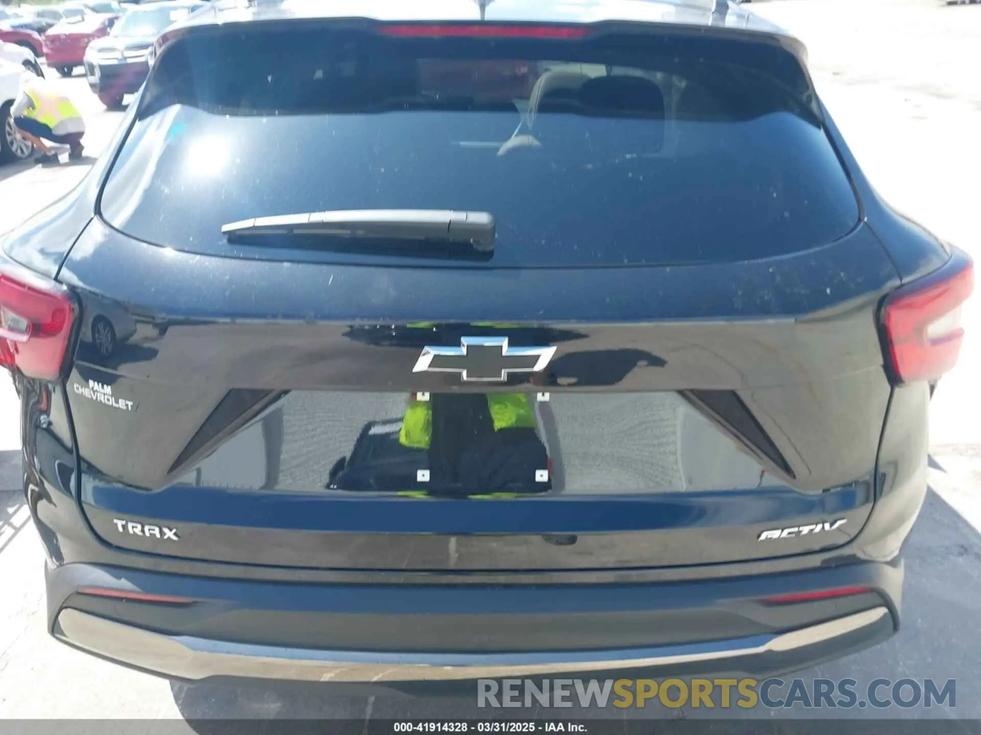 15 Photograph of a damaged car KL77LKEP2SC118878 CHEVROLET TRAX 2025