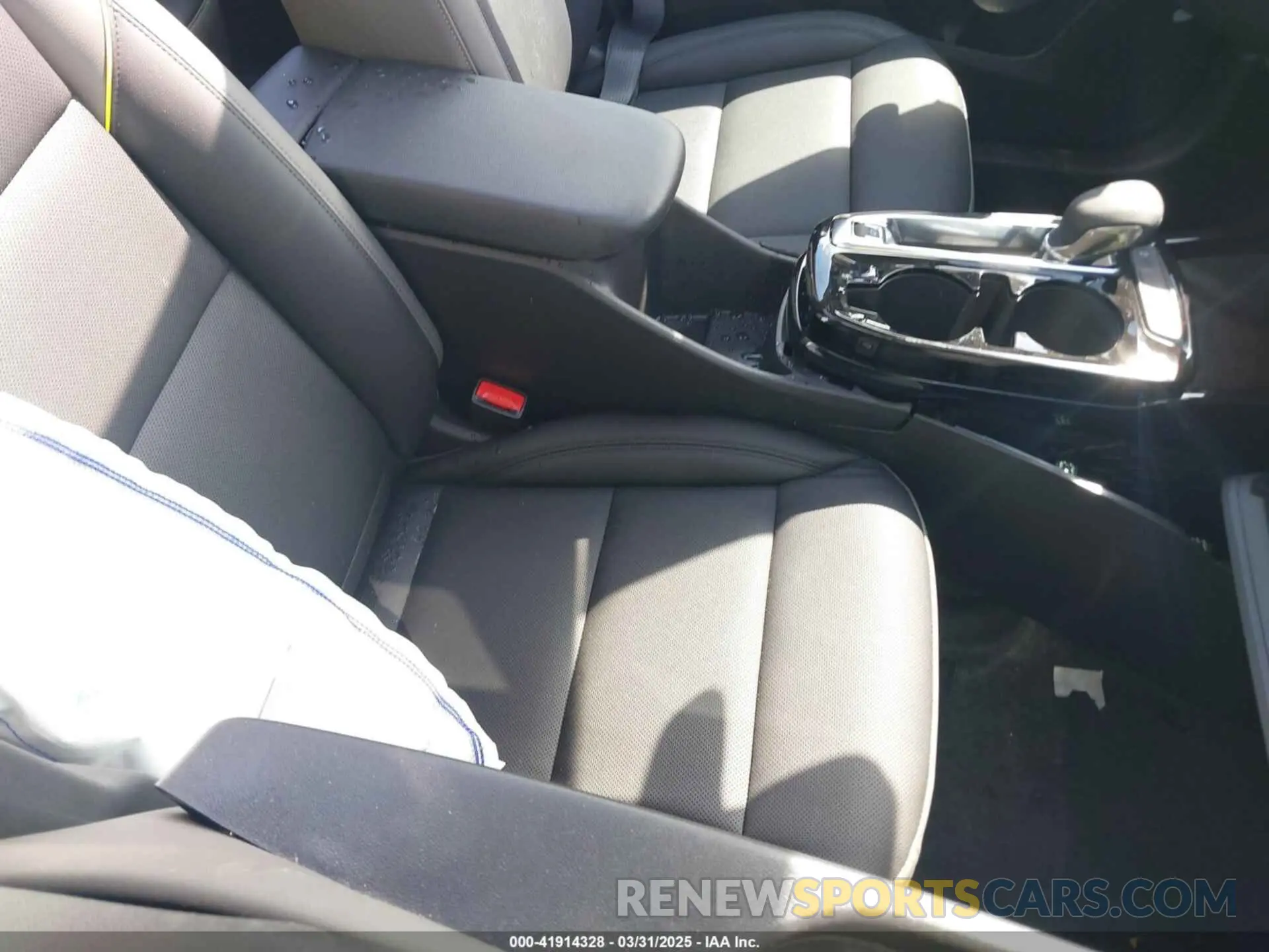 5 Photograph of a damaged car KL77LKEP2SC118878 CHEVROLET TRAX 2025