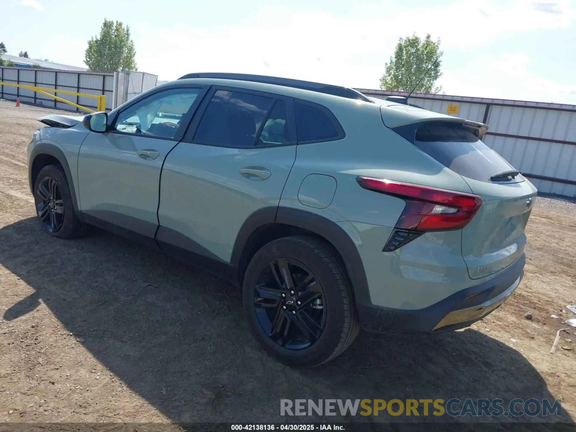 3 Фотография поврежденного автомобиля KL77LKEP3SC171864 CHEVROLET TRAX 2025