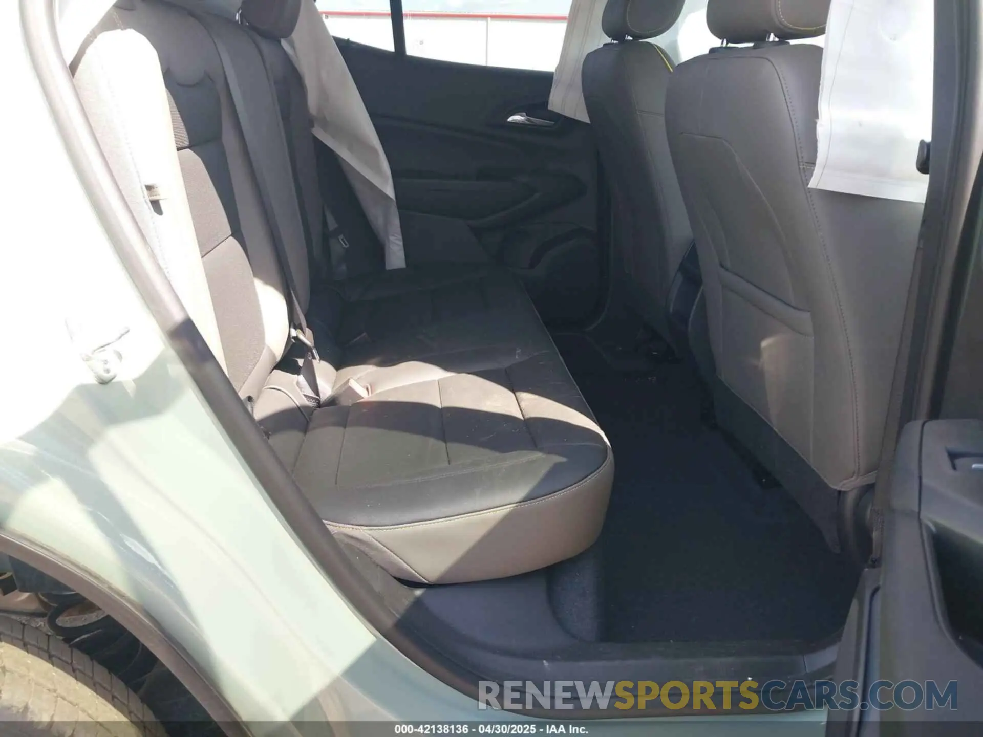 8 Фотография поврежденного автомобиля KL77LKEP3SC171864 CHEVROLET TRAX 2025