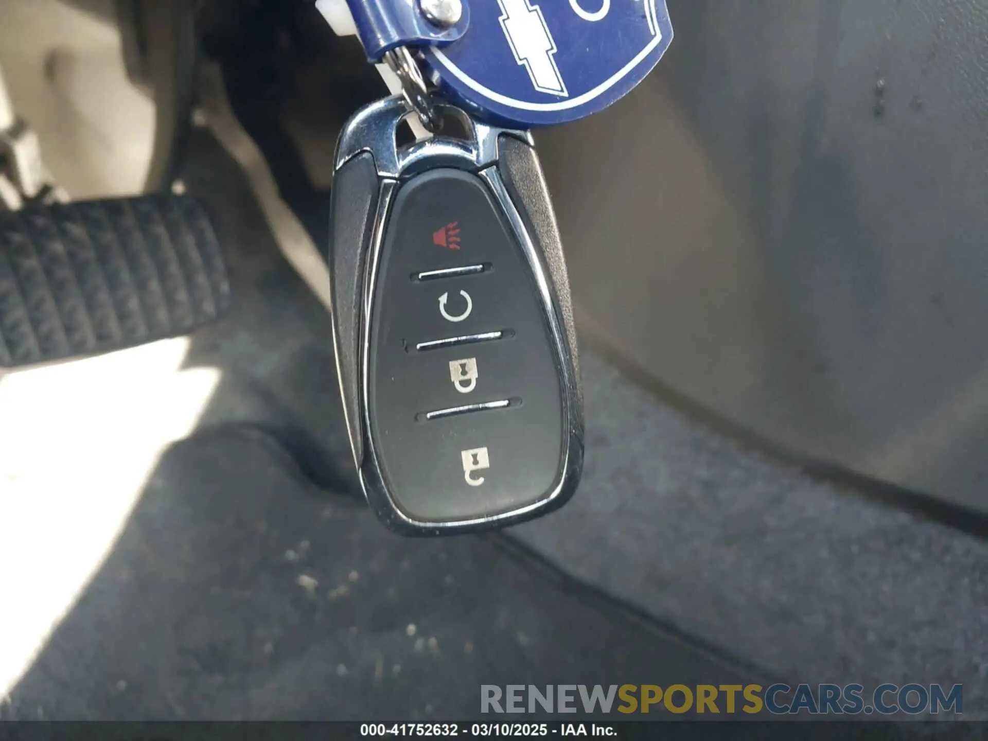 11 Фотография поврежденного автомобиля KL77LKEP4SC035310 CHEVROLET TRAX 2025
