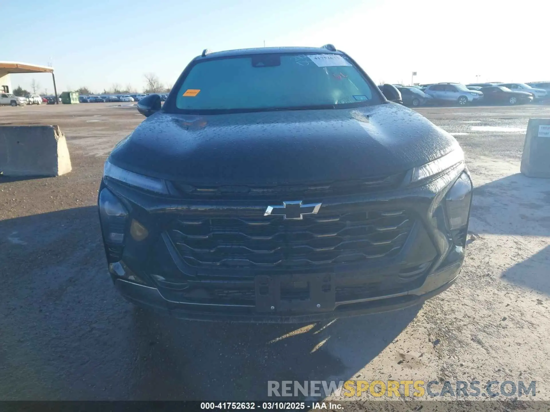 12 Фотография поврежденного автомобиля KL77LKEP4SC035310 CHEVROLET TRAX 2025