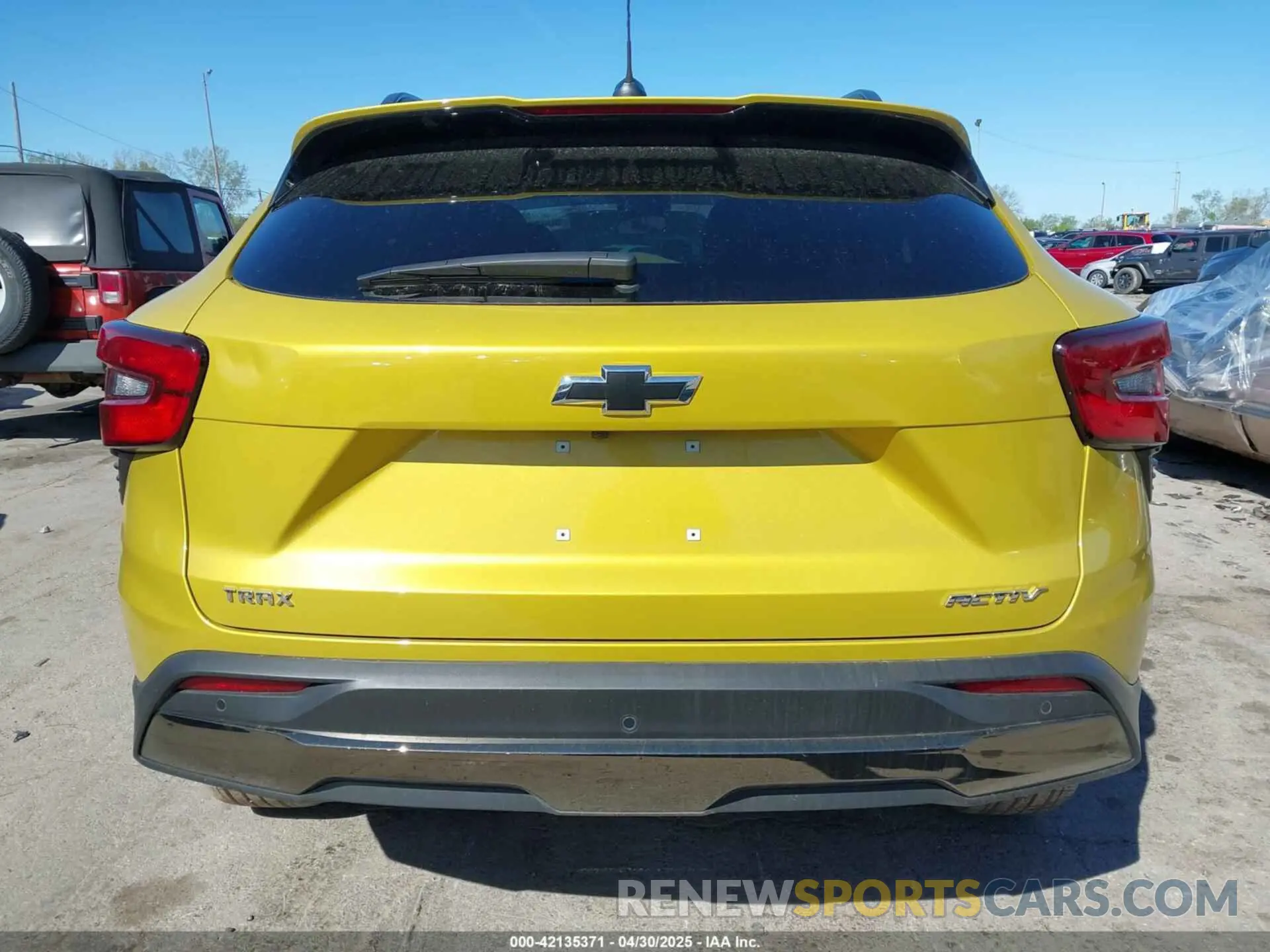 16 Photograph of a damaged car KL77LKEP4SC106926 CHEVROLET TRAX 2025