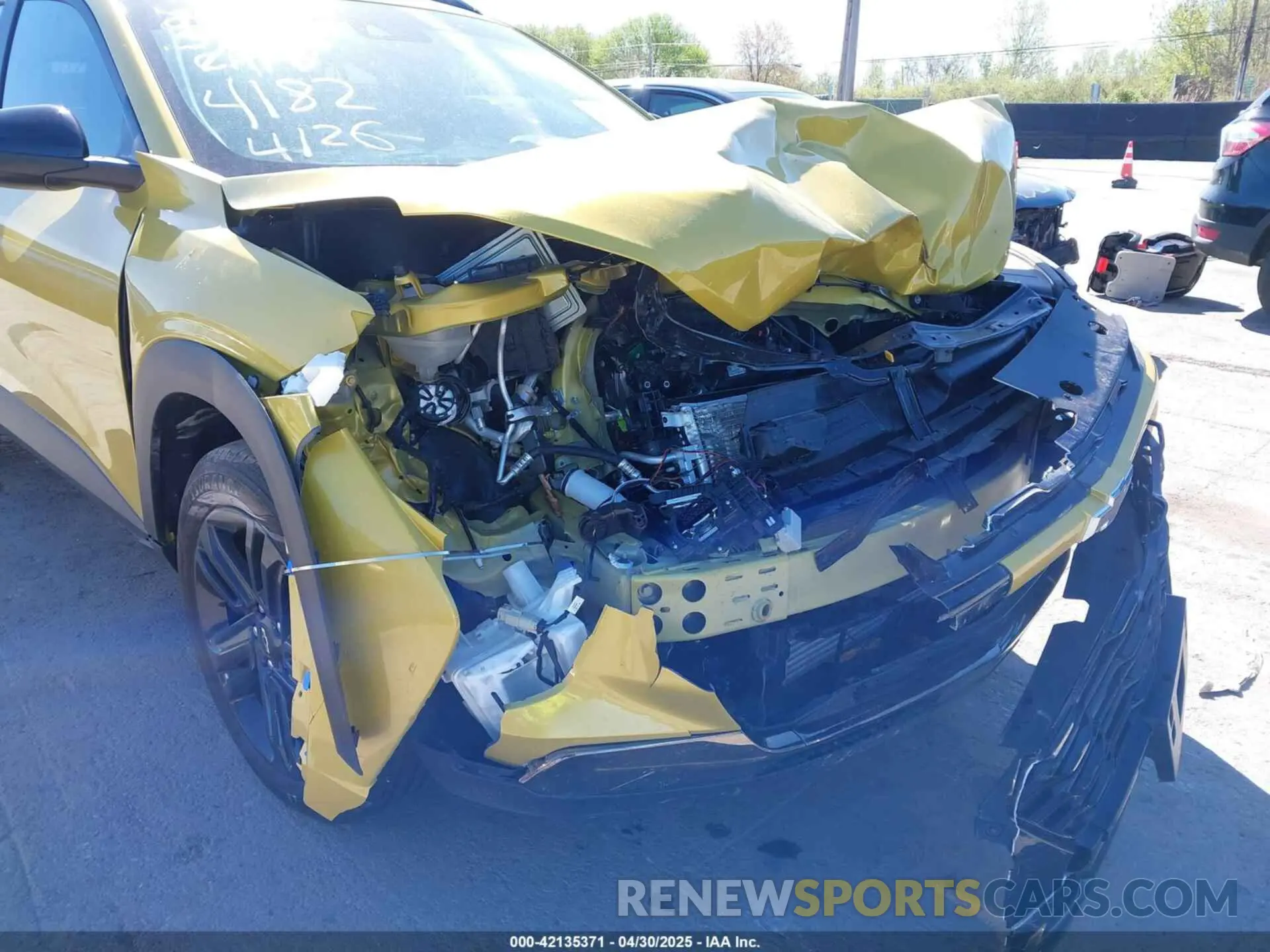 6 Photograph of a damaged car KL77LKEP4SC106926 CHEVROLET TRAX 2025