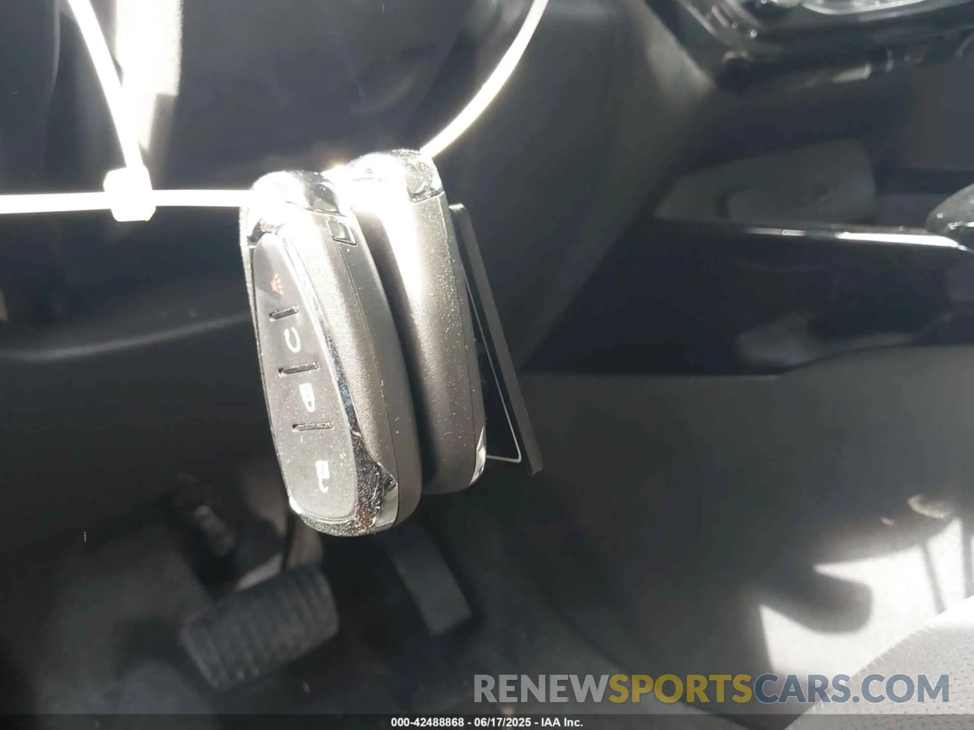 11 Photograph of a damaged car KL77LKEP9SC071882 CHEVROLET TRAX 2025