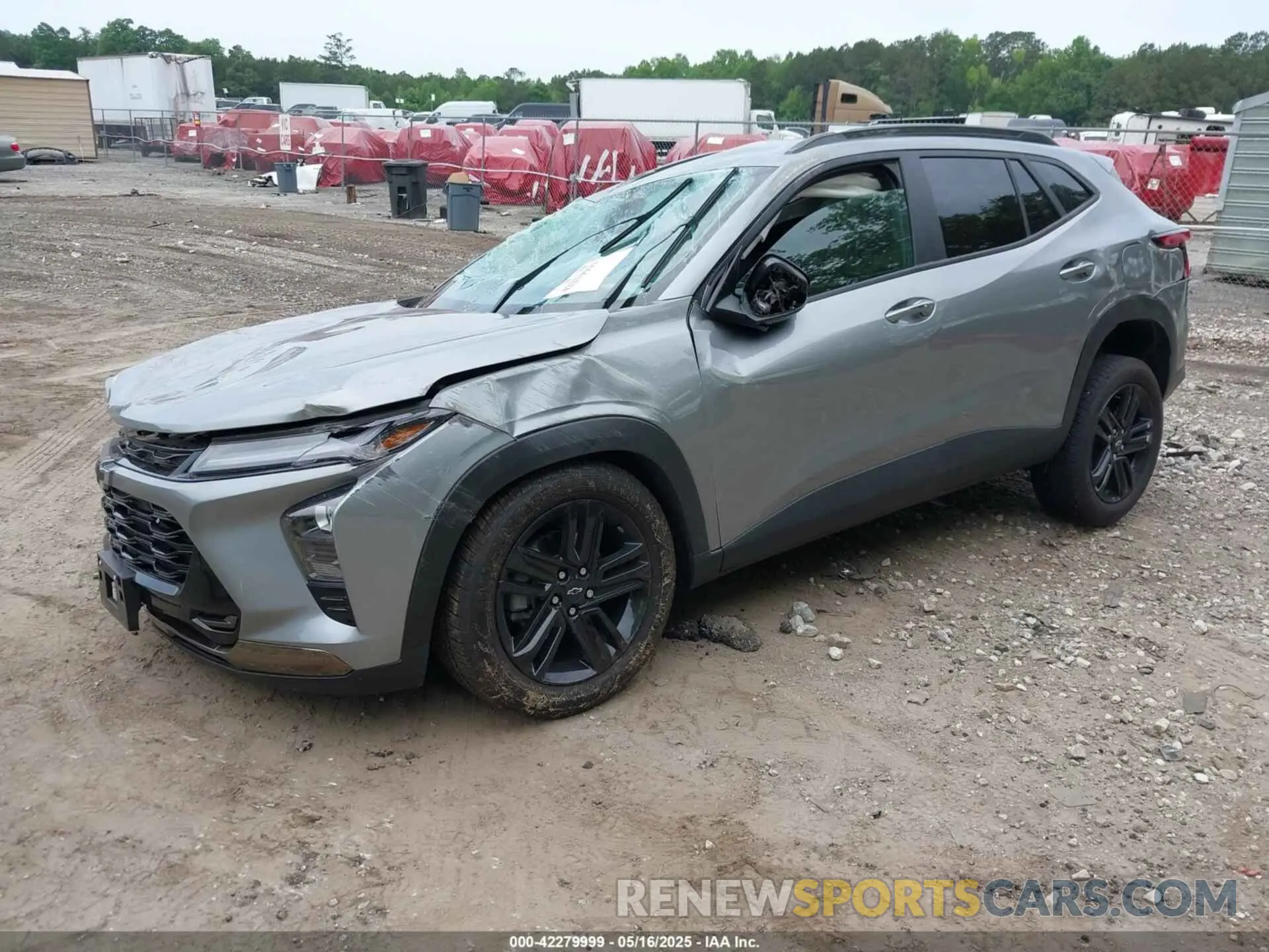 2 Фотография поврежденного автомобиля KL77LKEPXSC161932 CHEVROLET TRAX 2025