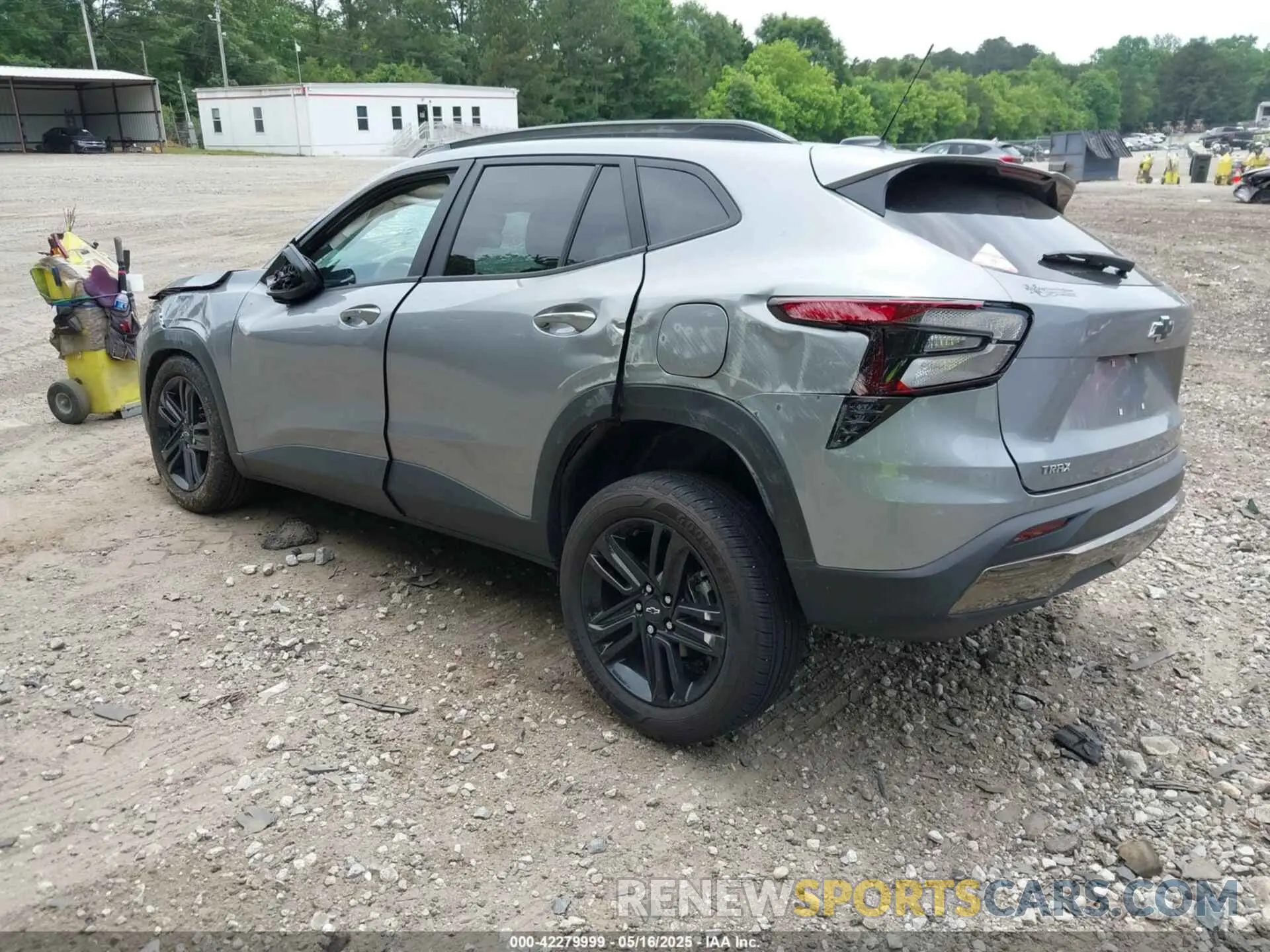 3 Фотография поврежденного автомобиля KL77LKEPXSC161932 CHEVROLET TRAX 2025