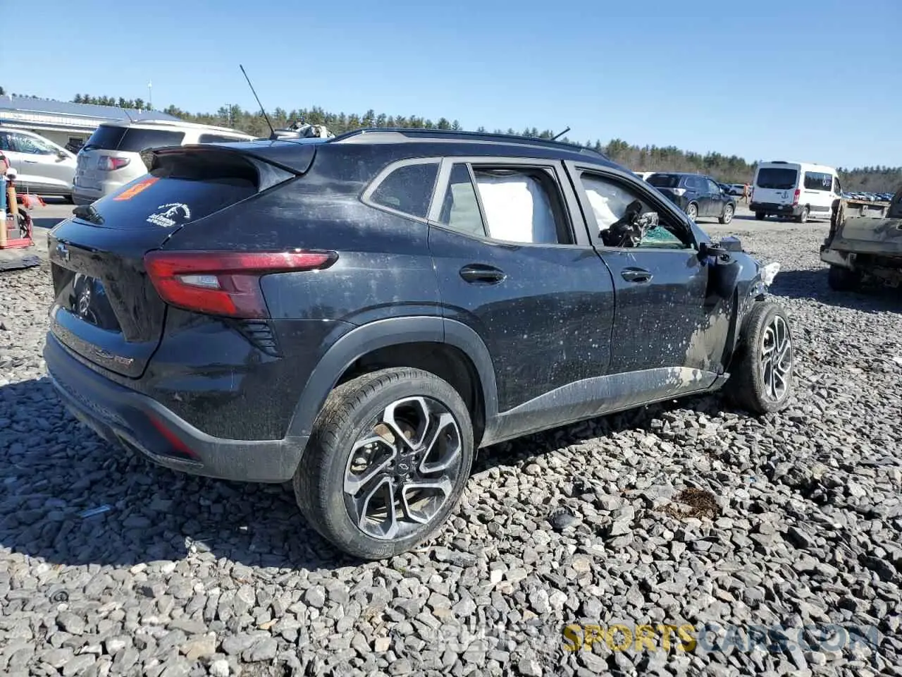 3 Фотография поврежденного автомобиля KL77LJE21RC079158 CHEVROLET TRAX 2RS 2024