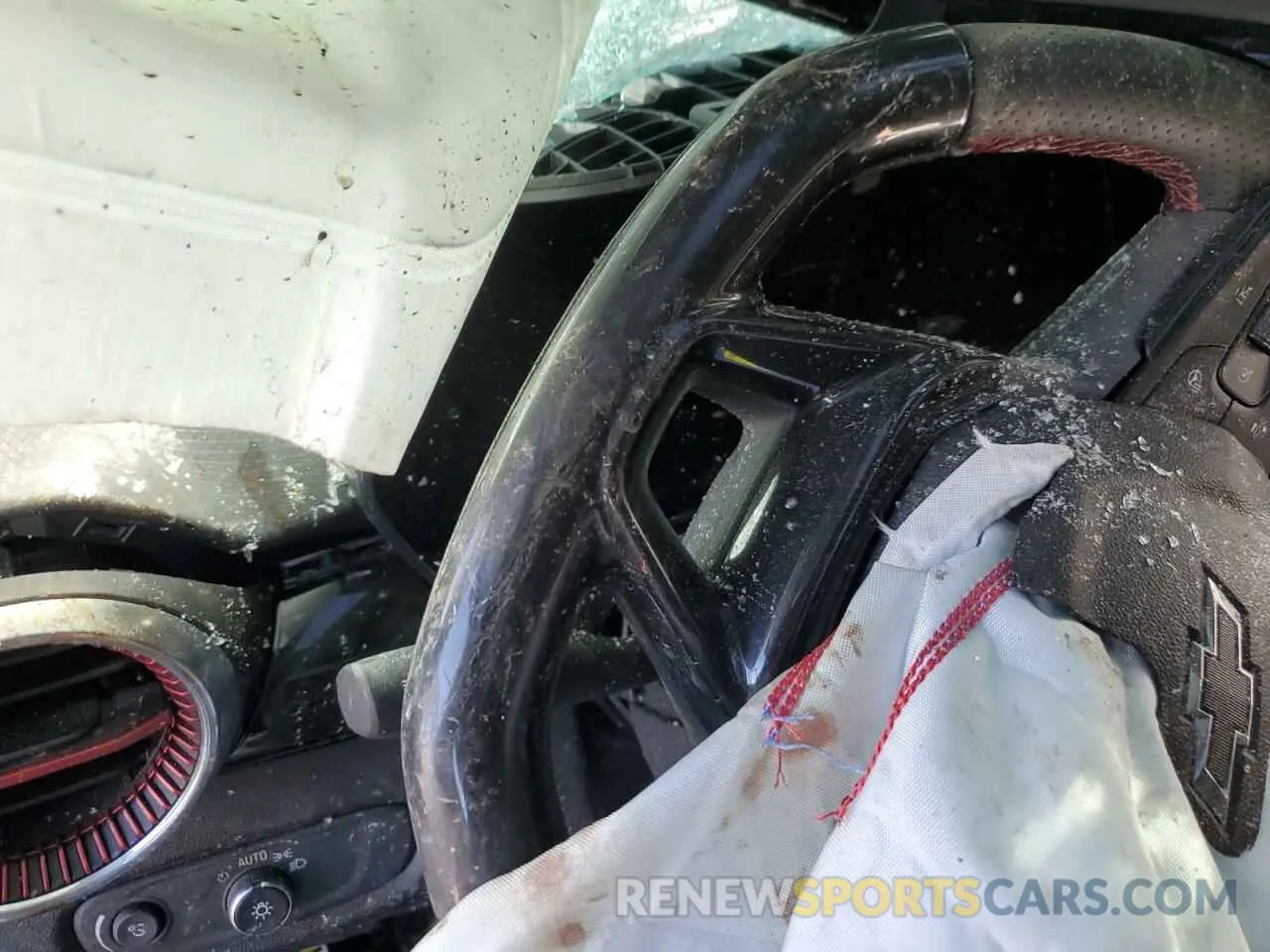 9 Фотография поврежденного автомобиля KL77LJE21RC079158 CHEVROLET TRAX 2RS 2024