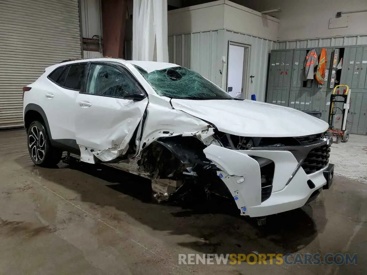 4 Фотография поврежденного автомобиля KL77LJE21RC101546 CHEVROLET TRAX 2RS 2024