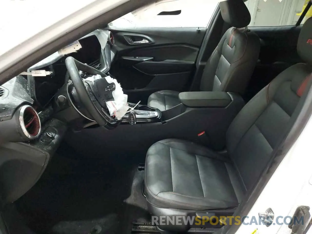 7 Фотография поврежденного автомобиля KL77LJE21RC101546 CHEVROLET TRAX 2RS 2024