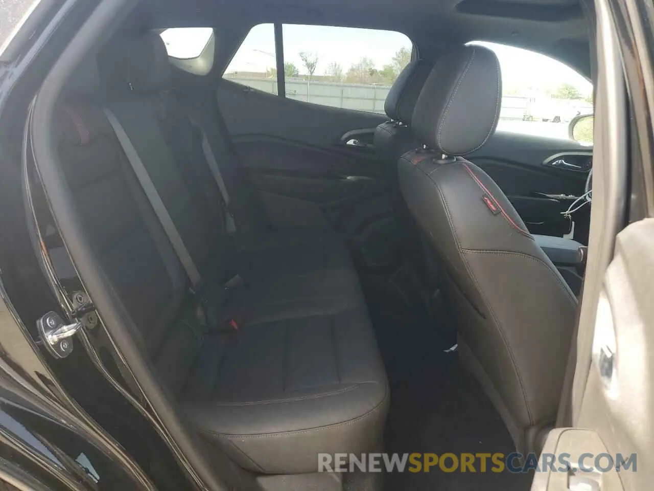 10 Фотография поврежденного автомобиля KL77LJE24RC015261 CHEVROLET TRAX 2RS 2024