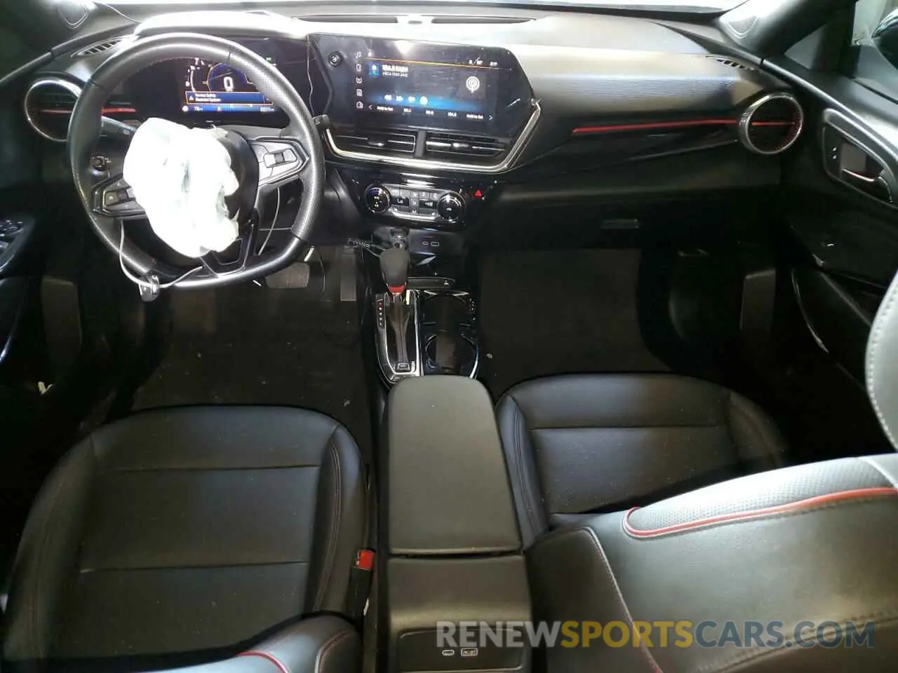 8 Photograph of a damaged car KL77LJE24RC234589 CHEVROLET TRAX 2RS 2024