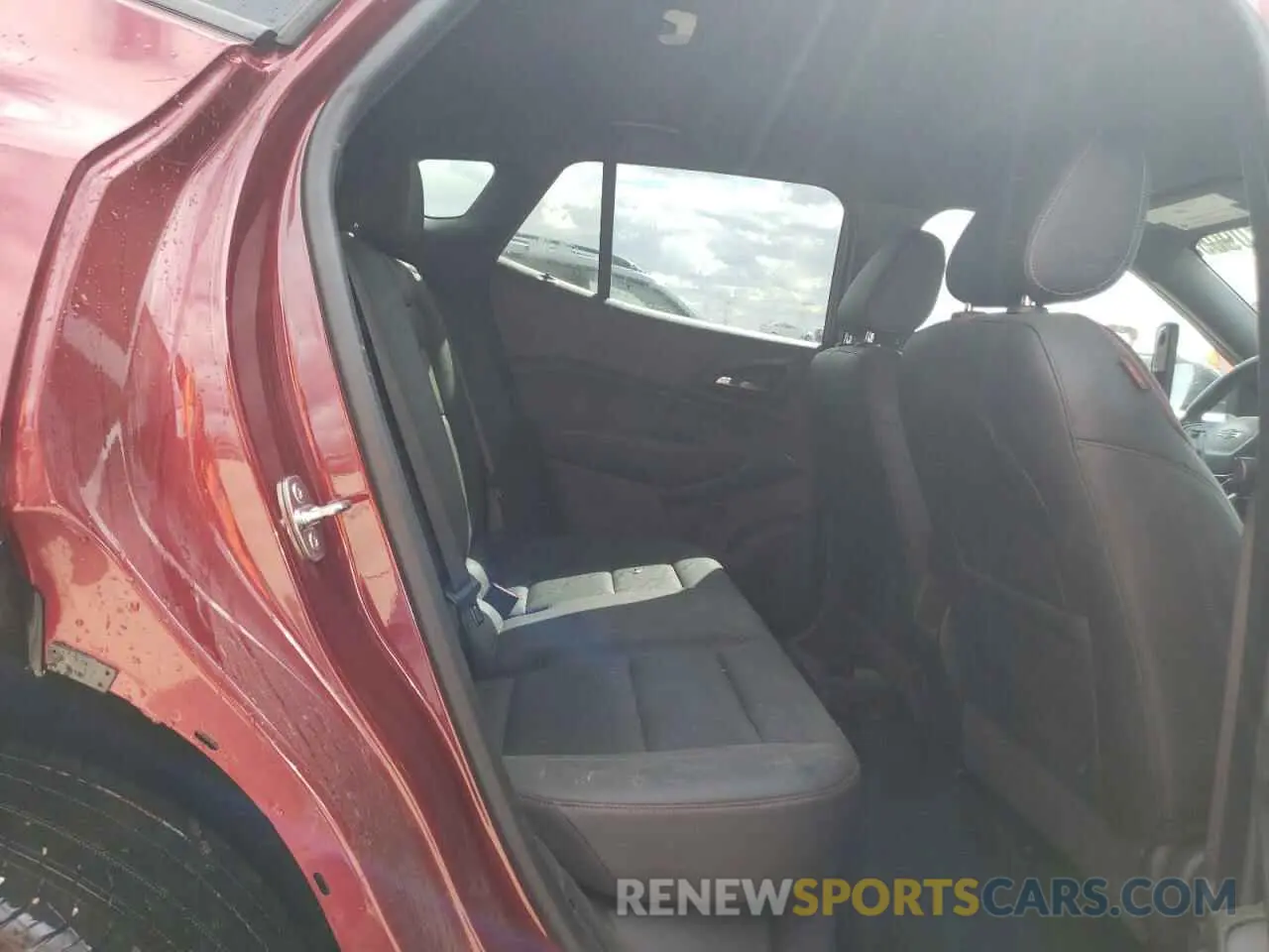 10 Фотография поврежденного автомобиля KL77LJE27RC010300 CHEVROLET TRAX 2RS 2024
