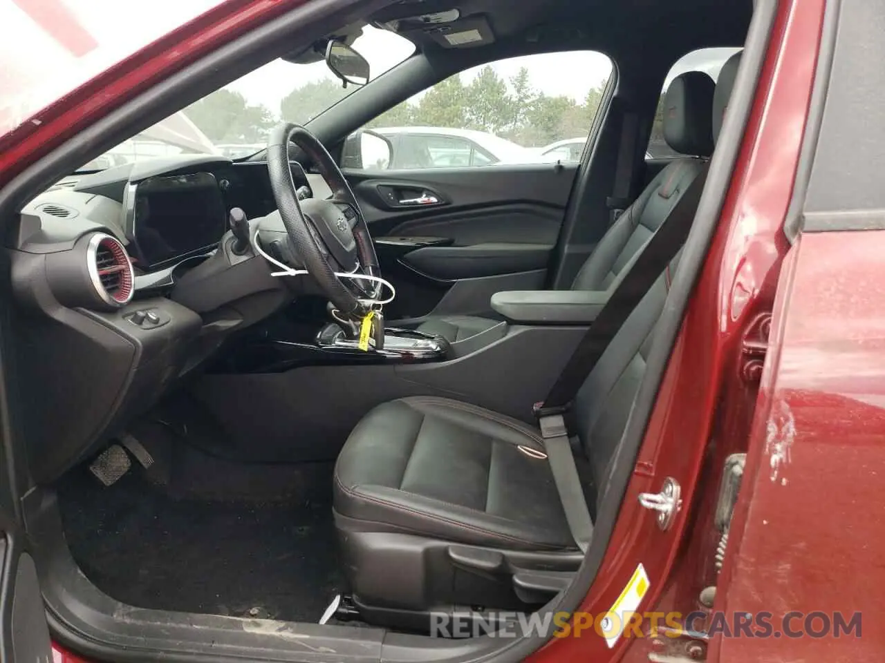 7 Фотография поврежденного автомобиля KL77LJE27RC010300 CHEVROLET TRAX 2RS 2024