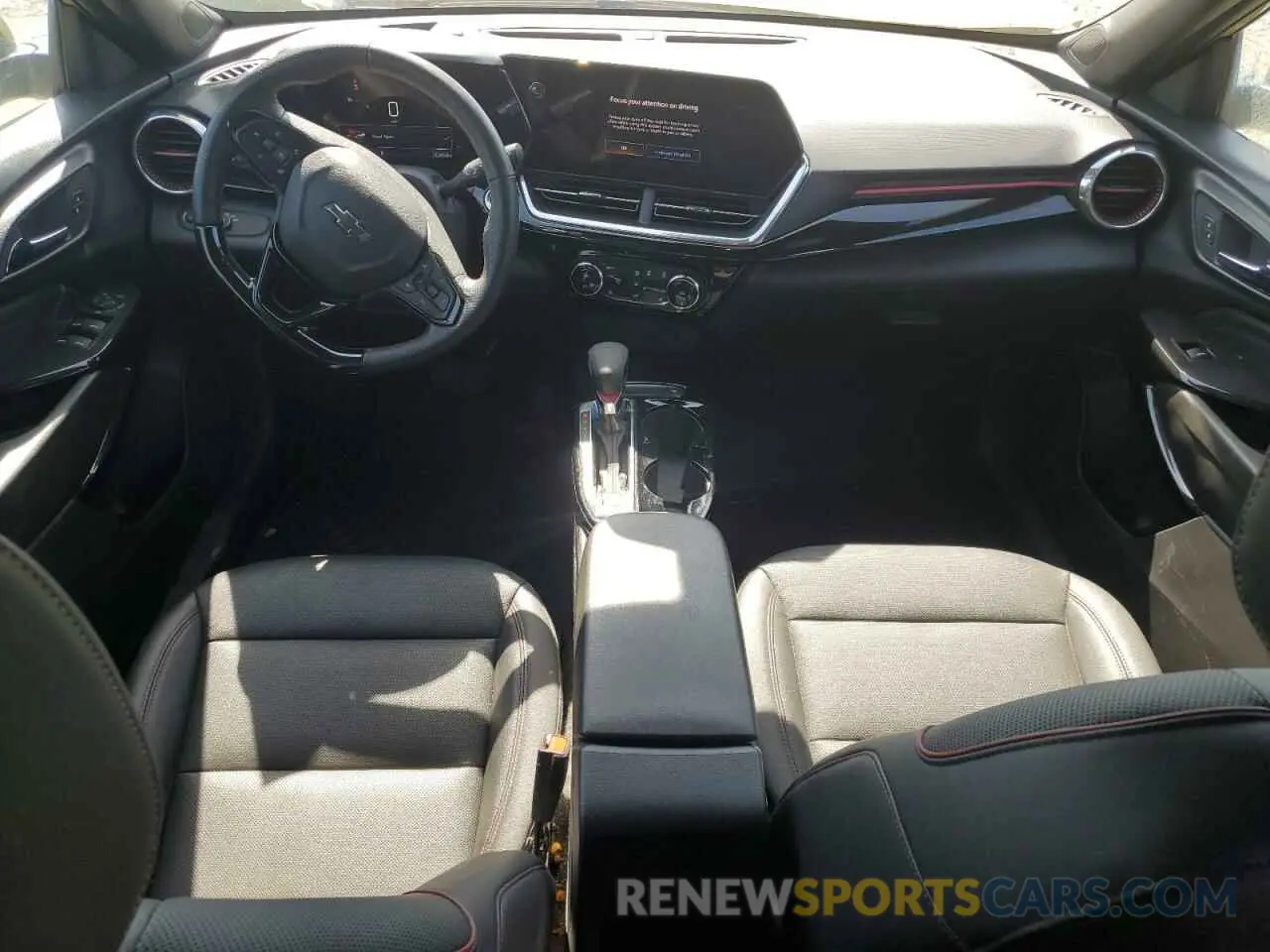 8 Photograph of a damaged car KL77LJE27RC086339 CHEVROLET TRAX 2RS 2024