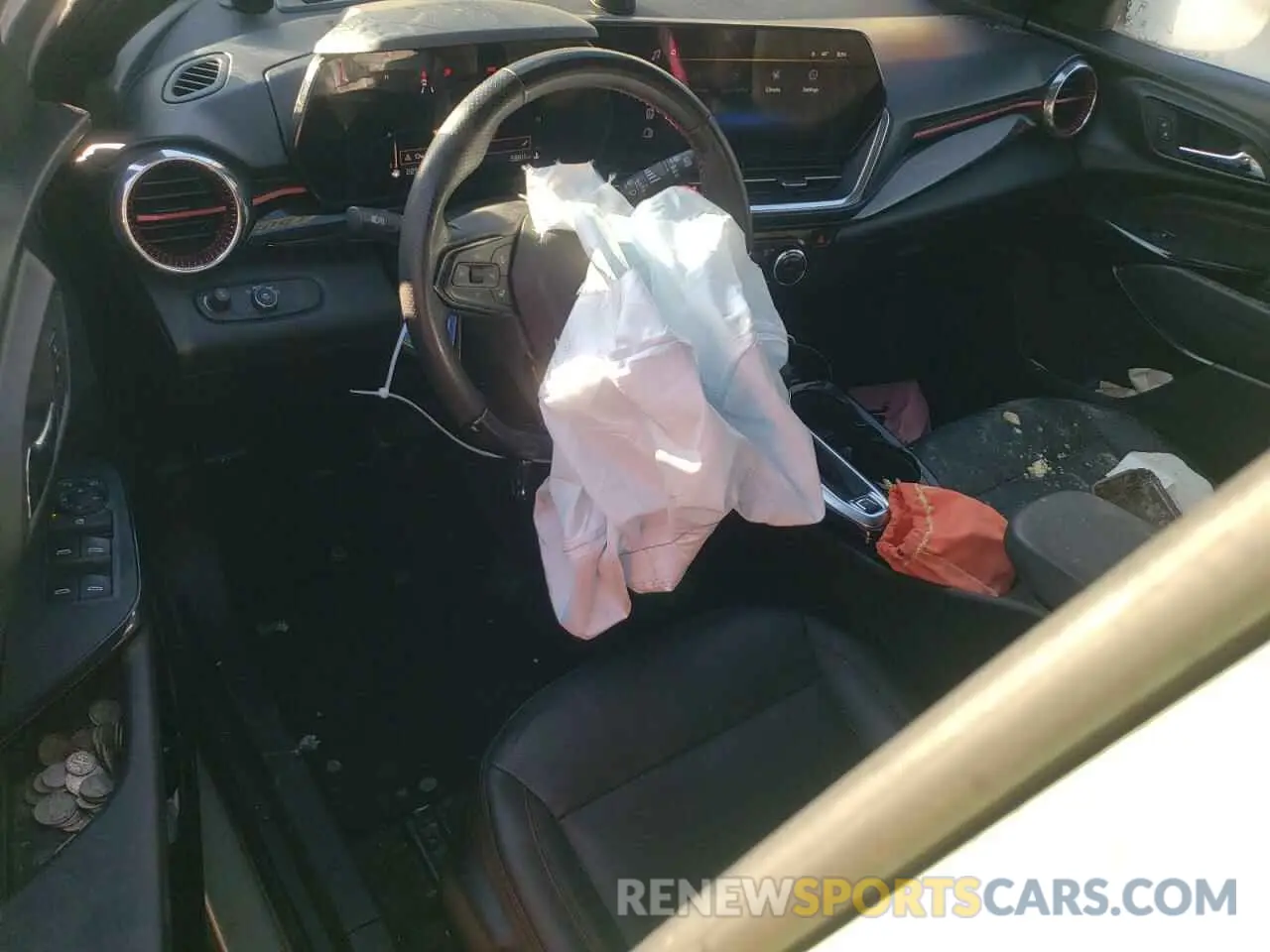 8 Фотография поврежденного автомобиля KL77LJE27RC163212 CHEVROLET TRAX 2RS 2024