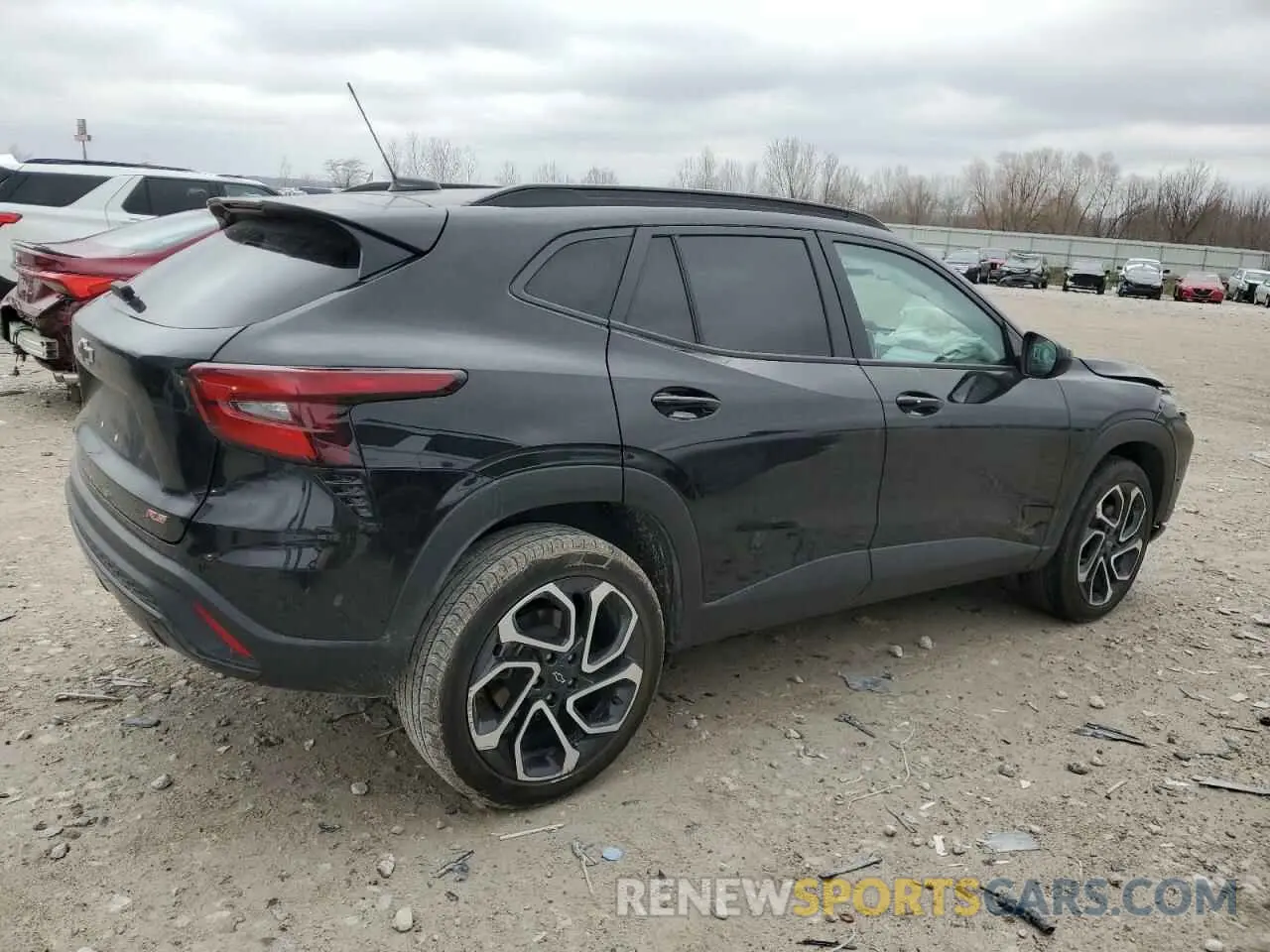 3 Photograph of a damaged car KL77LJE27RC237485 CHEVROLET TRAX 2RS 2024