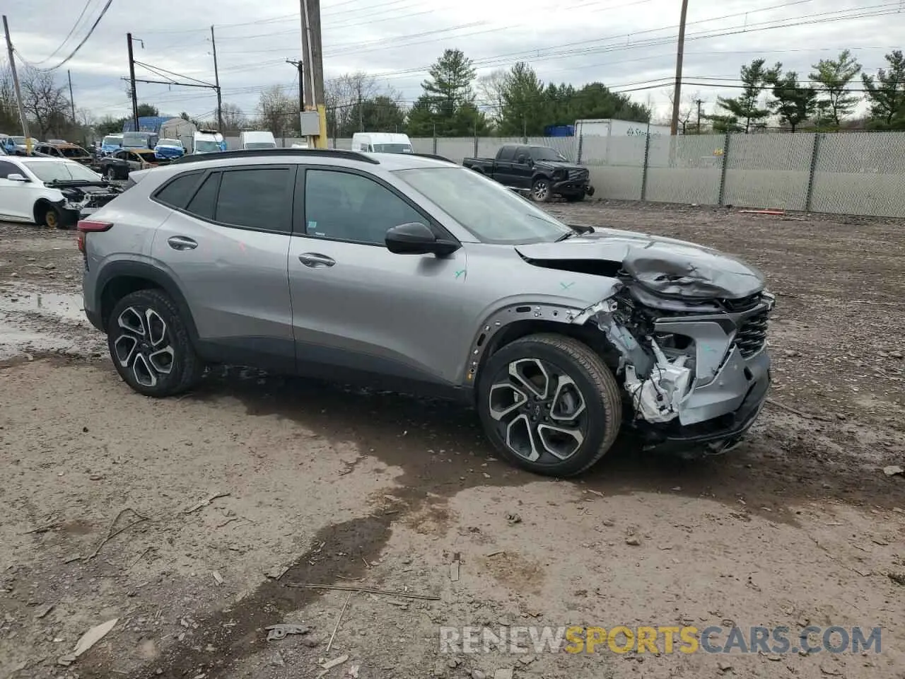 4 Фотография поврежденного автомобиля KL77LJE29RC080901 CHEVROLET TRAX 2RS 2024