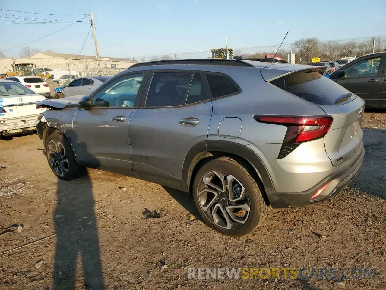 2 Фотография поврежденного автомобиля KL77LJEP8SC069258 CHEVROLET TRAX 2RS 2025
