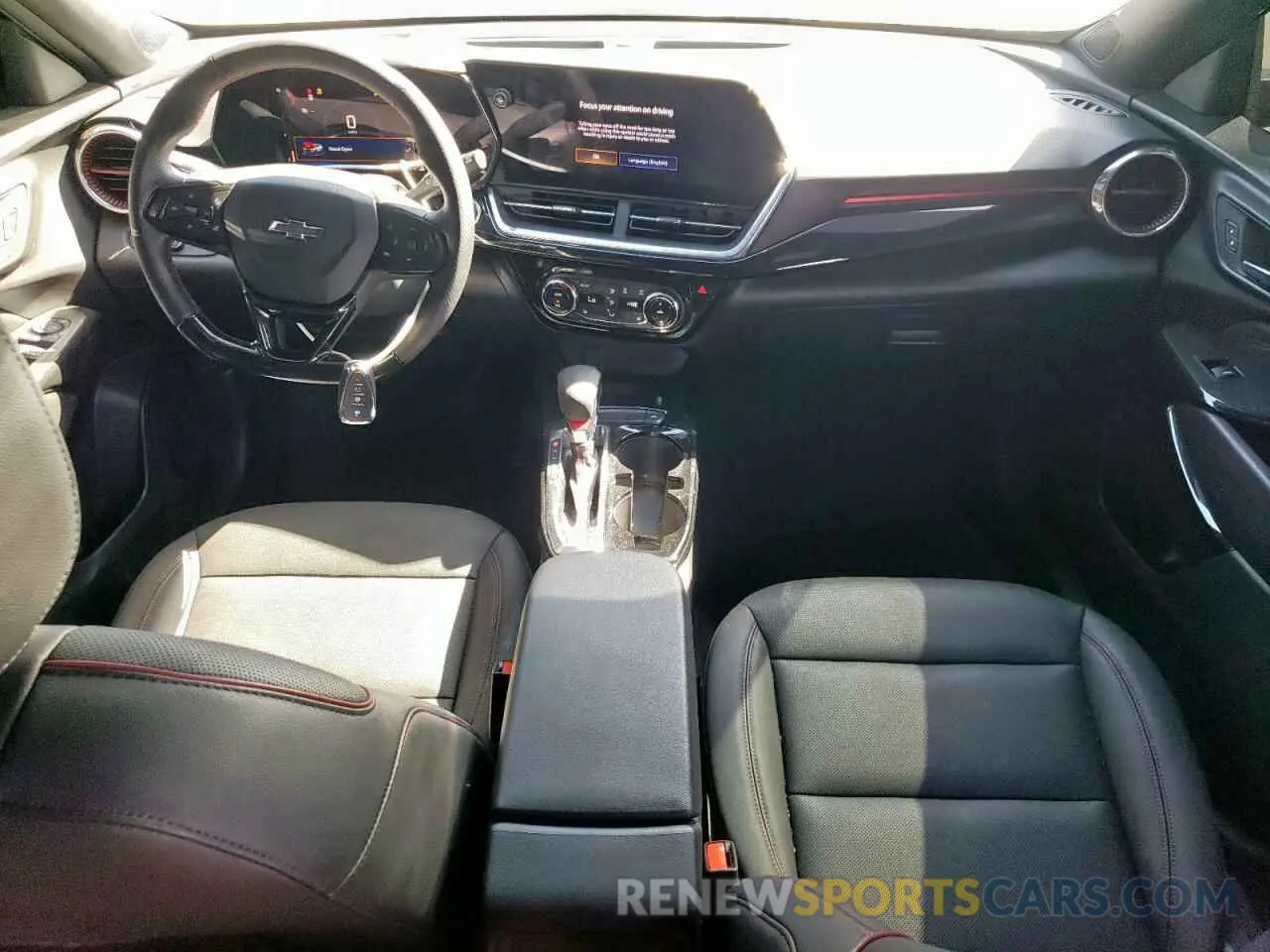 8 Фотография поврежденного автомобиля KL77LJEPXSC065258 CHEVROLET TRAX 2RS 2025