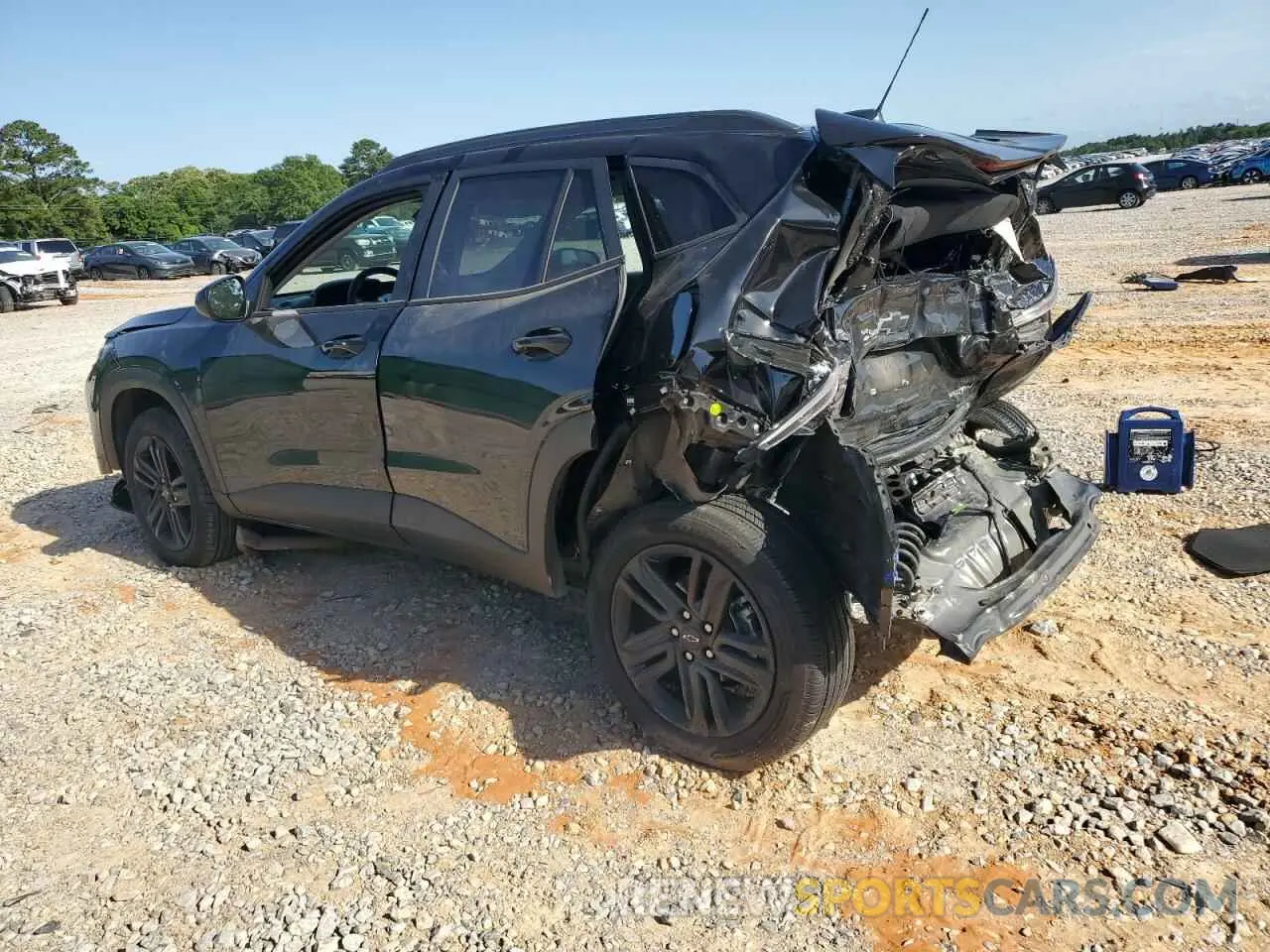 2 Photograph of a damaged car KL77LKE27RC186897 CHEVROLET TRAX ACTIV 2024
