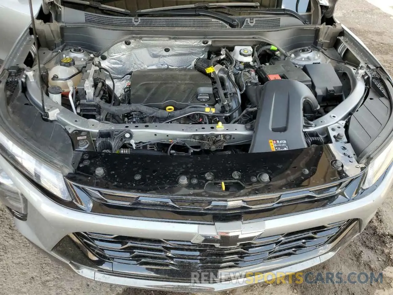12 Фотография поврежденного автомобиля KL77LKE29RC128743 CHEVROLET TRAX ACTIV 2024