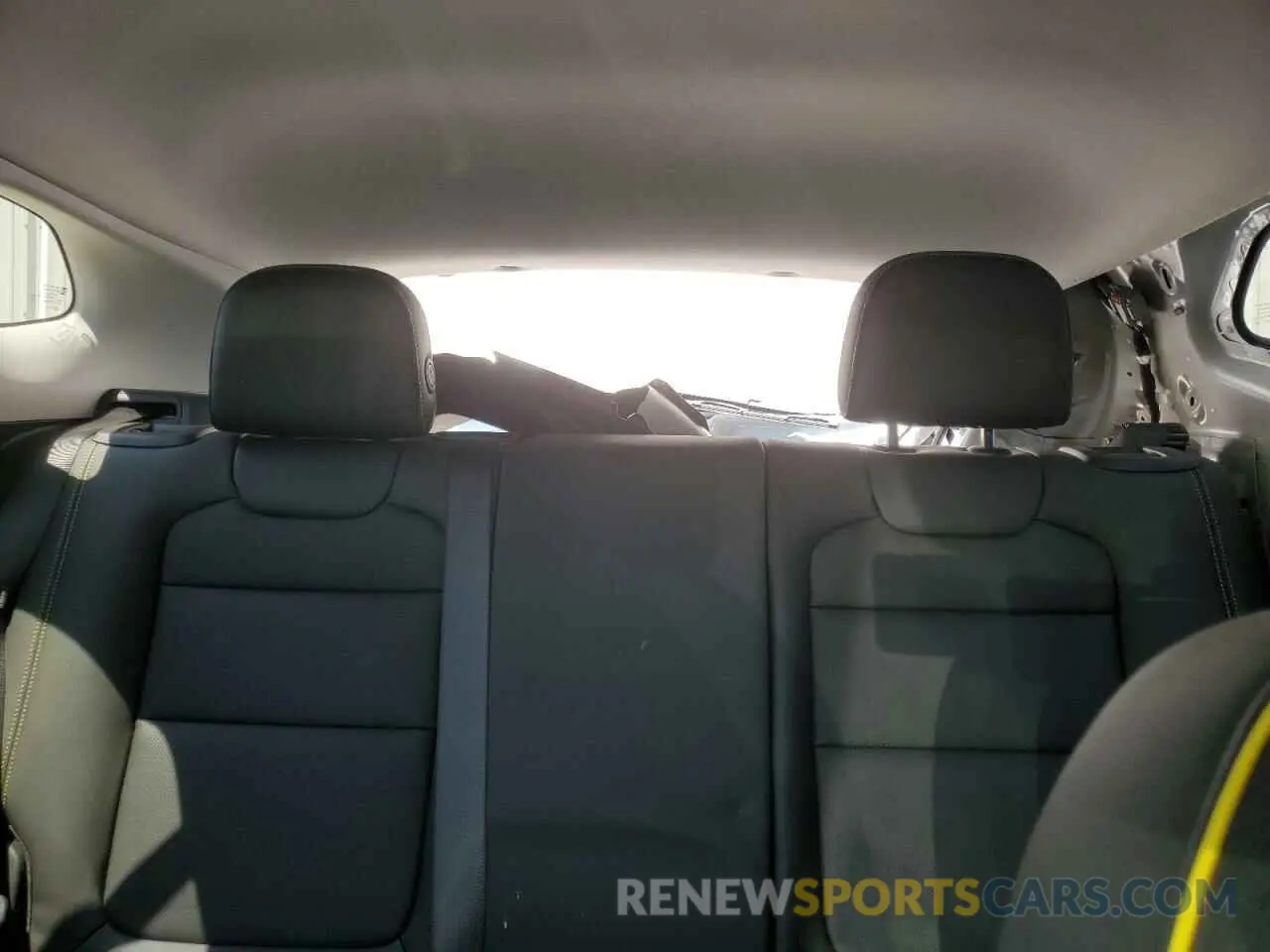 10 Photograph of a damaged car KL77LKEP2SC044927 CHEVROLET TRAX ACTIV 2025