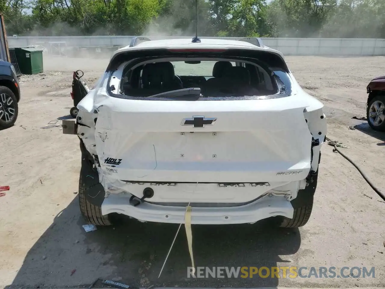6 Photograph of a damaged car KL77LKEP2SC044927 CHEVROLET TRAX ACTIV 2025