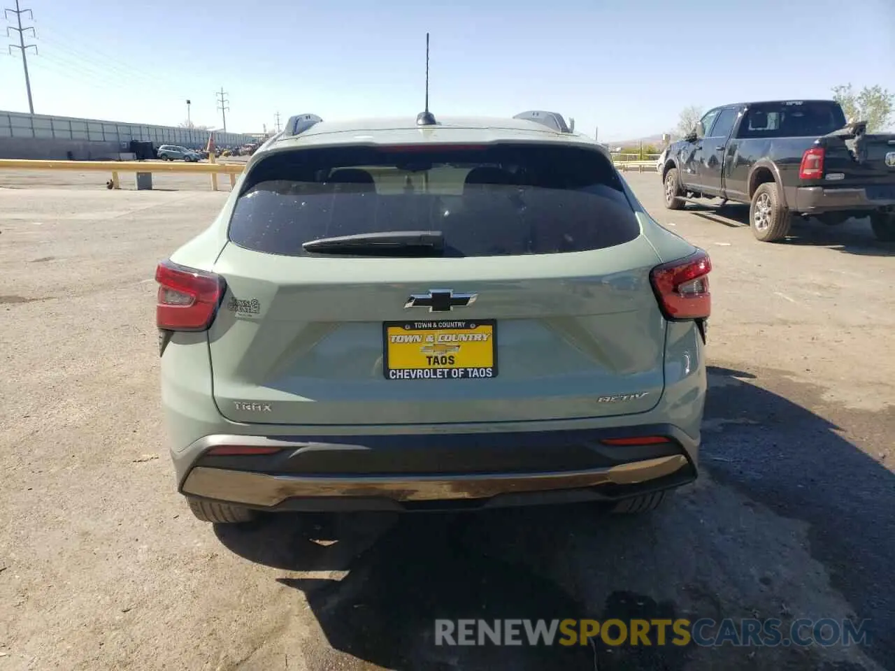 6 Фотография поврежденного автомобиля KL77LKEP2SC153050 CHEVROLET TRAX ACTIV 2025
