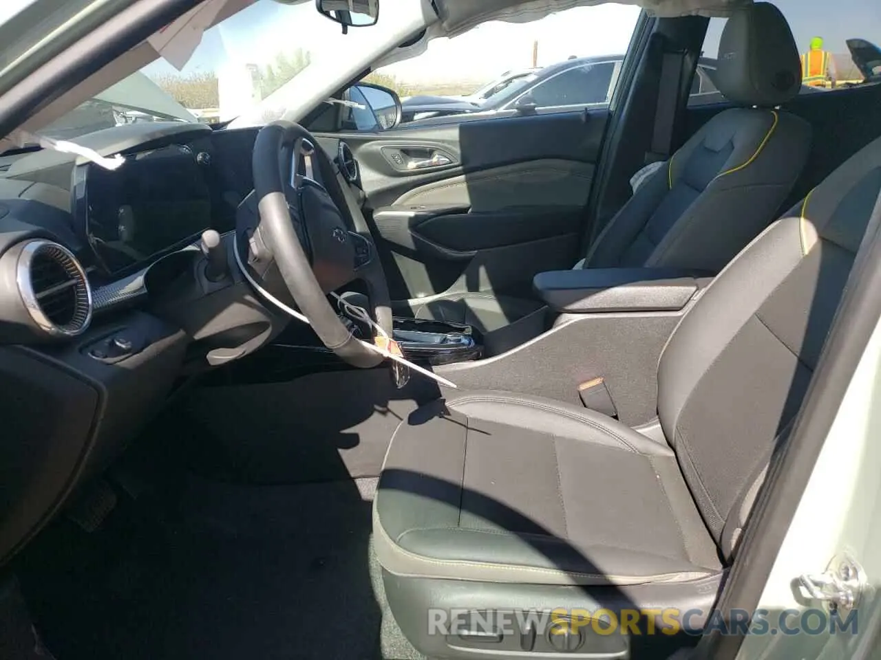 7 Фотография поврежденного автомобиля KL77LKEP2SC153050 CHEVROLET TRAX ACTIV 2025