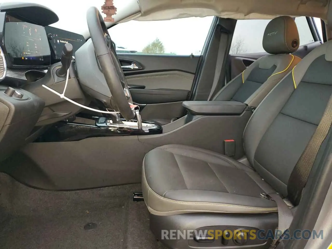 7 Photograph of a damaged car KL77LKEP4SC052592 CHEVROLET TRAX ACTIV 2025
