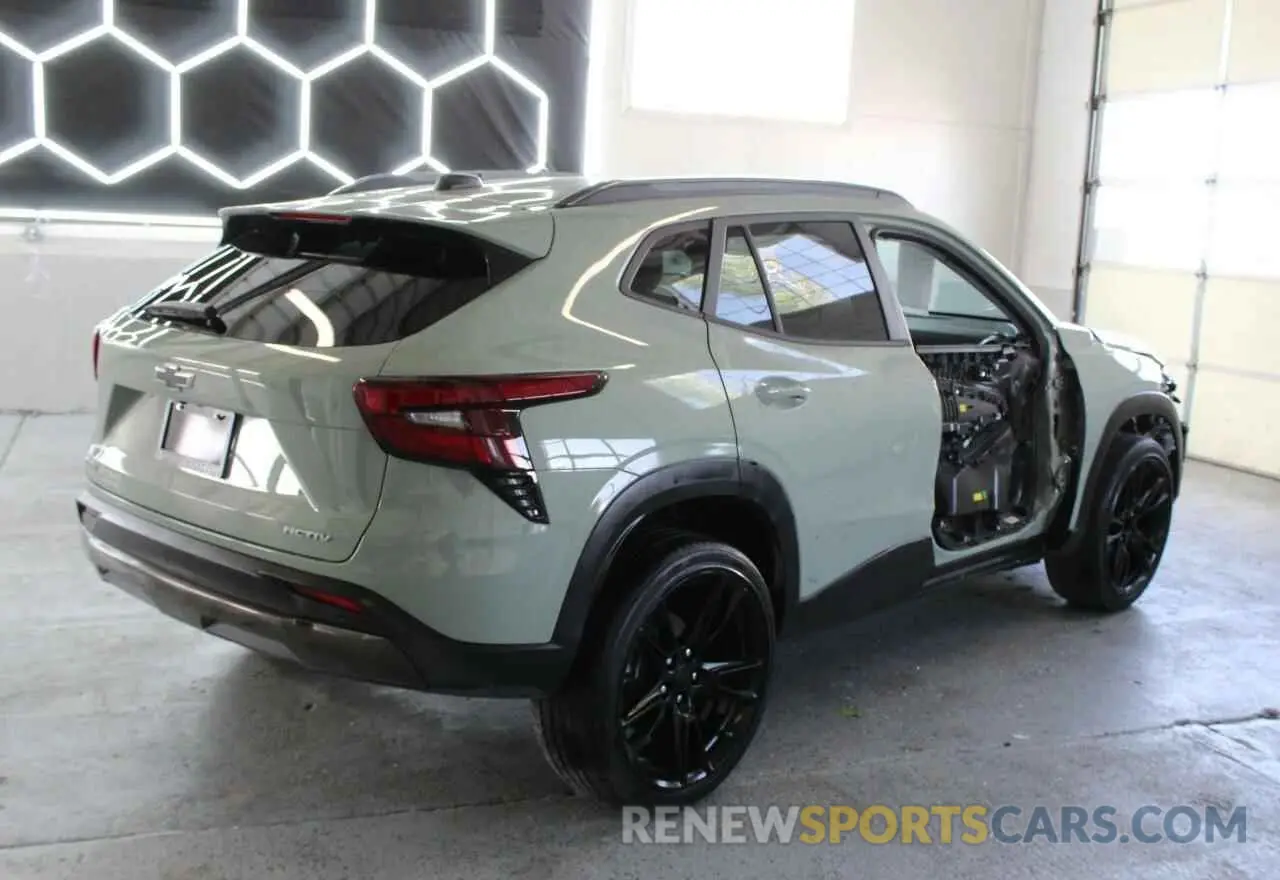 3 Photograph of a damaged car KL77LKEP8SC072621 CHEVROLET TRAX ACTIV 2025