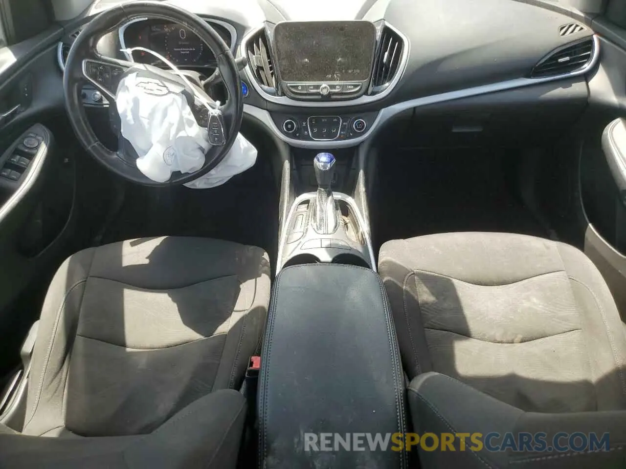8 Photograph of a damaged car 1G1RA6S56KU122401 CHEVROLET VOLT 2019
